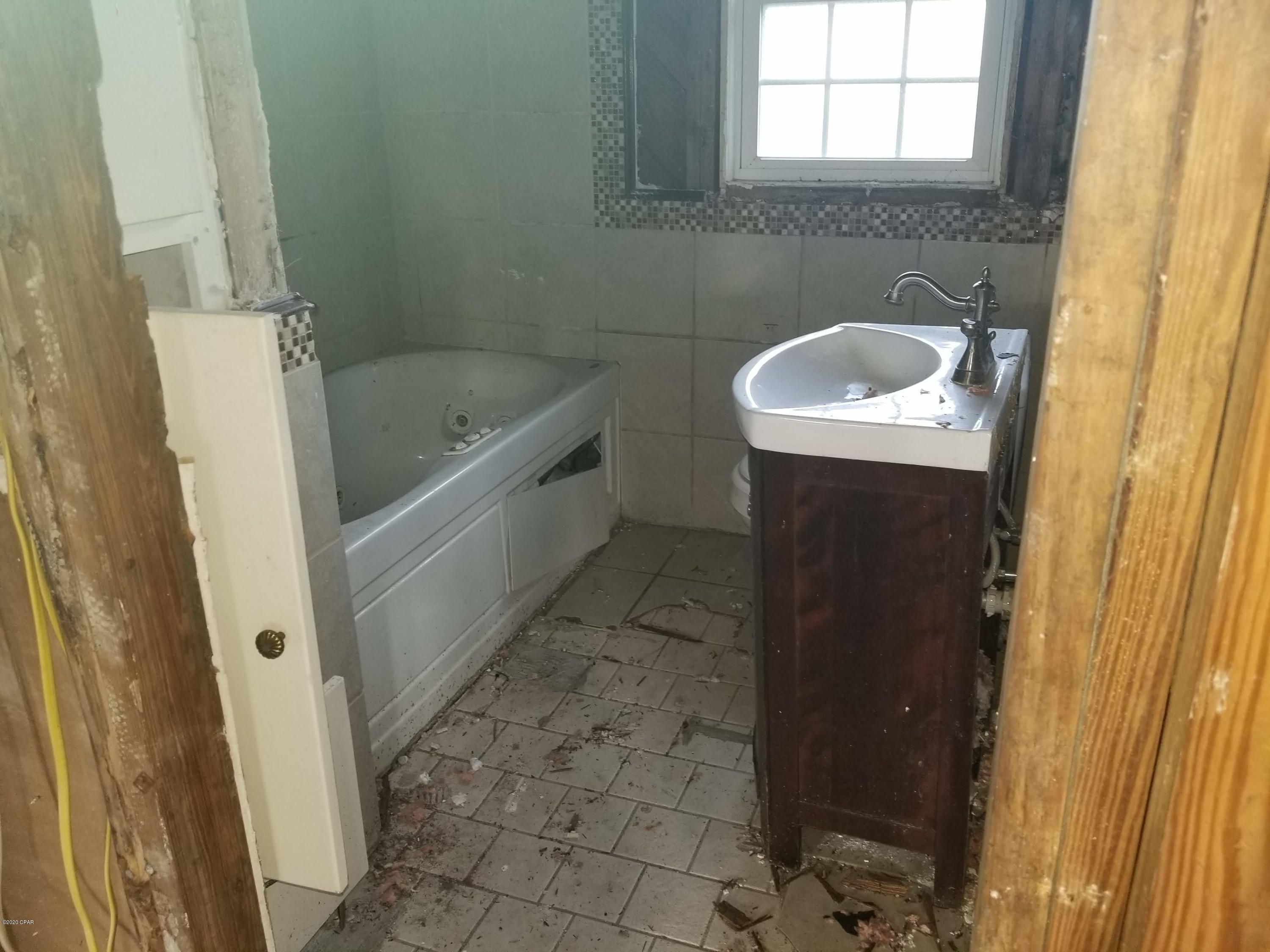 Cove Terrace 3rd Add - Residential