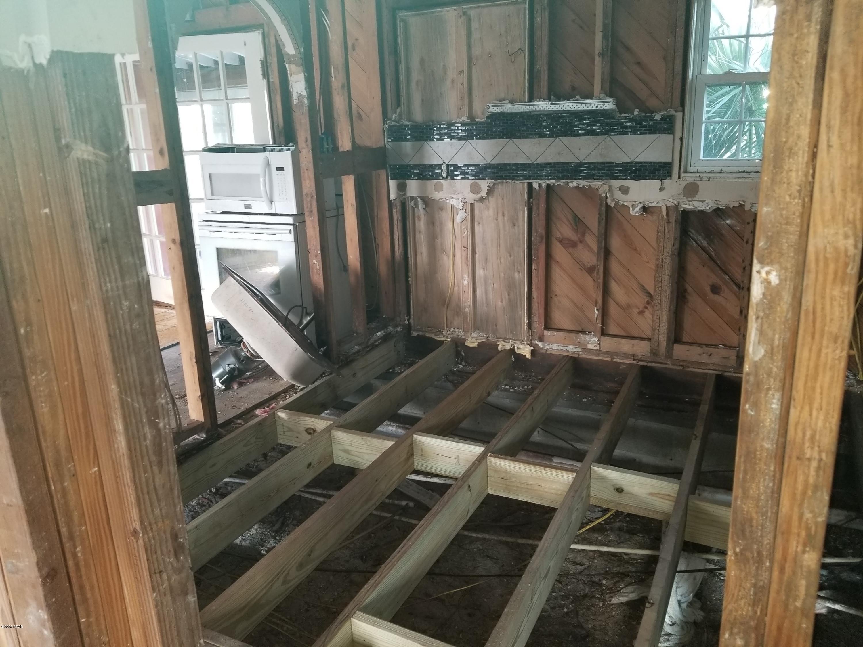 Cove Terrace 3rd Add - Residential