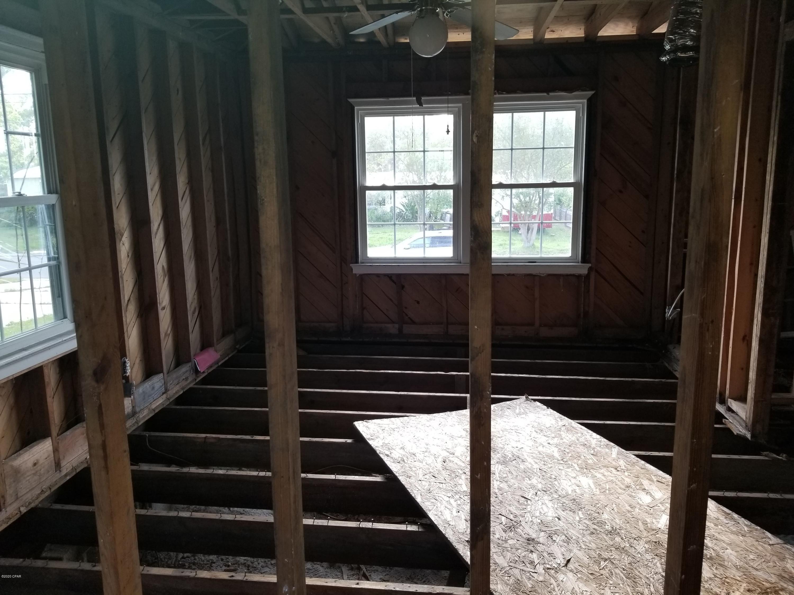 Cove Terrace 3rd Add - Residential