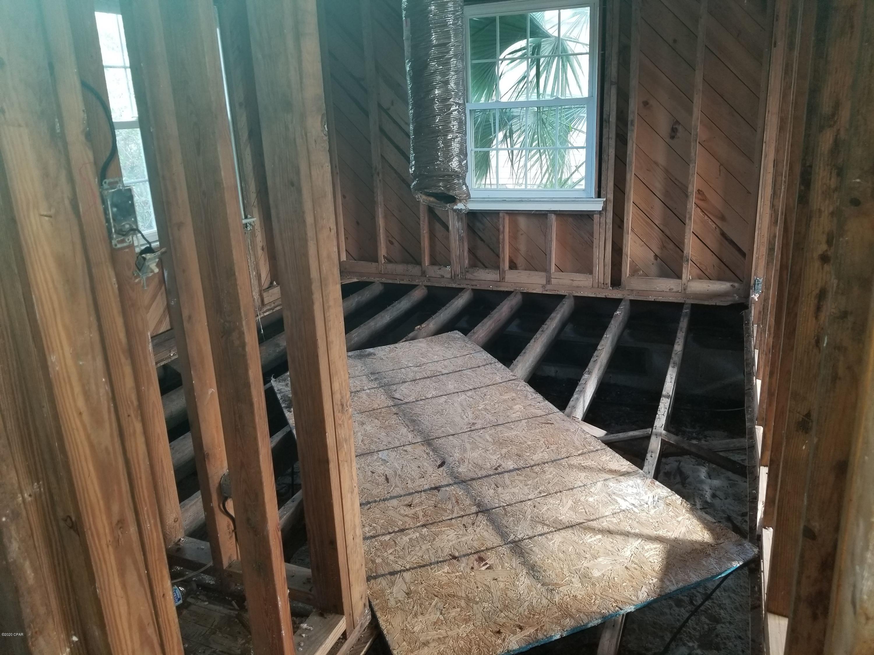 Cove Terrace 3rd Add - Residential