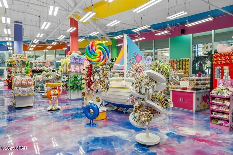 Splash Condo - Residential