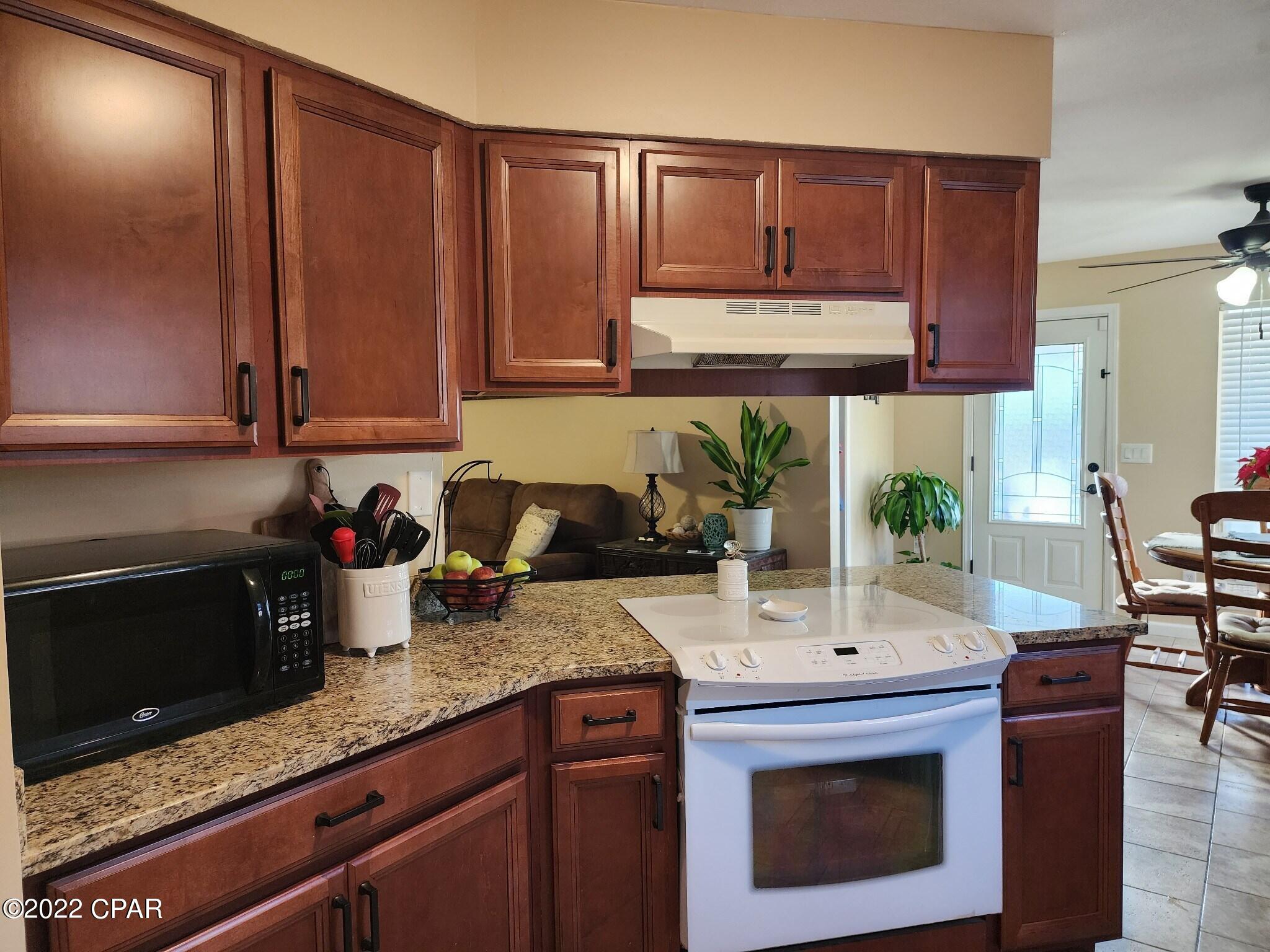 Shadow Bay Unt 3 & 4 - Residential