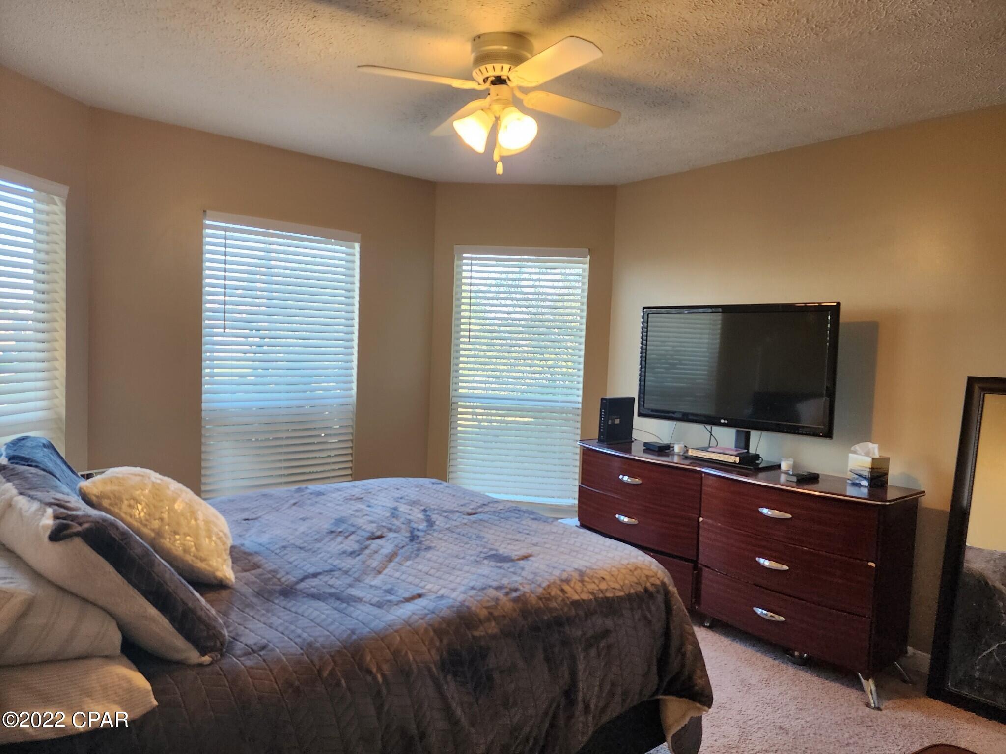 Shadow Bay Unt 3 & 4 - Residential