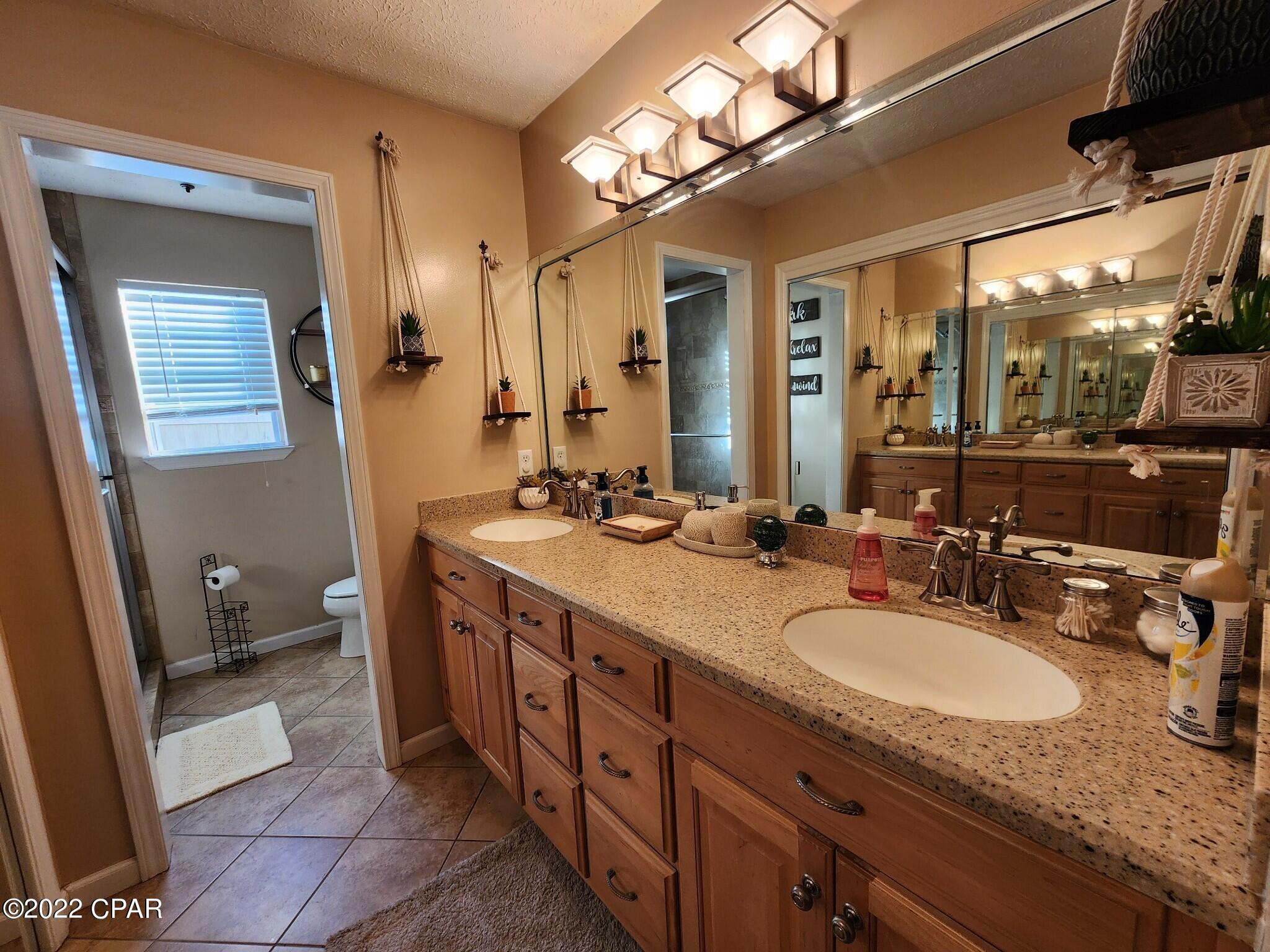 Shadow Bay Unt 3 & 4 - Residential