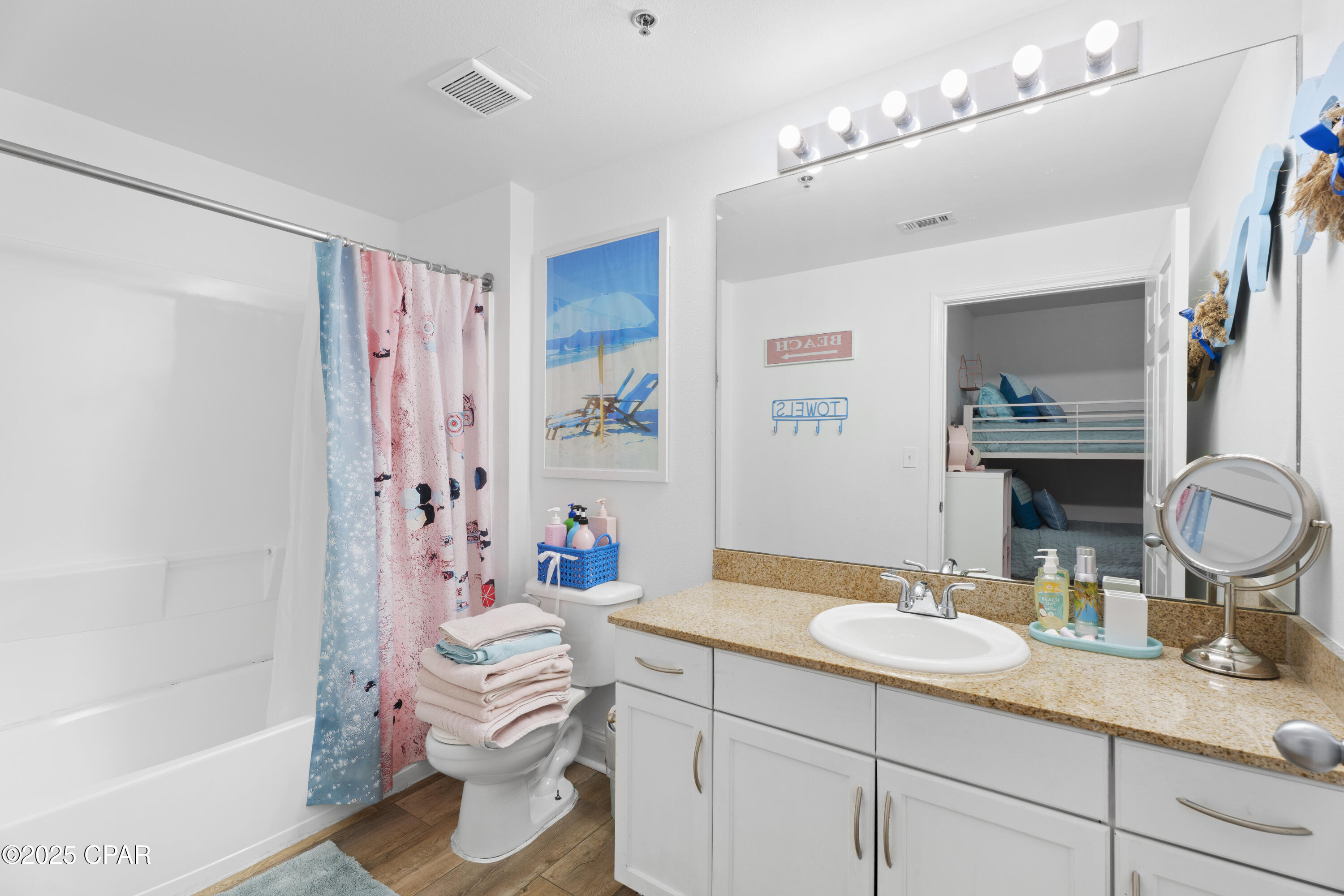 Laketown Wharf - Residential