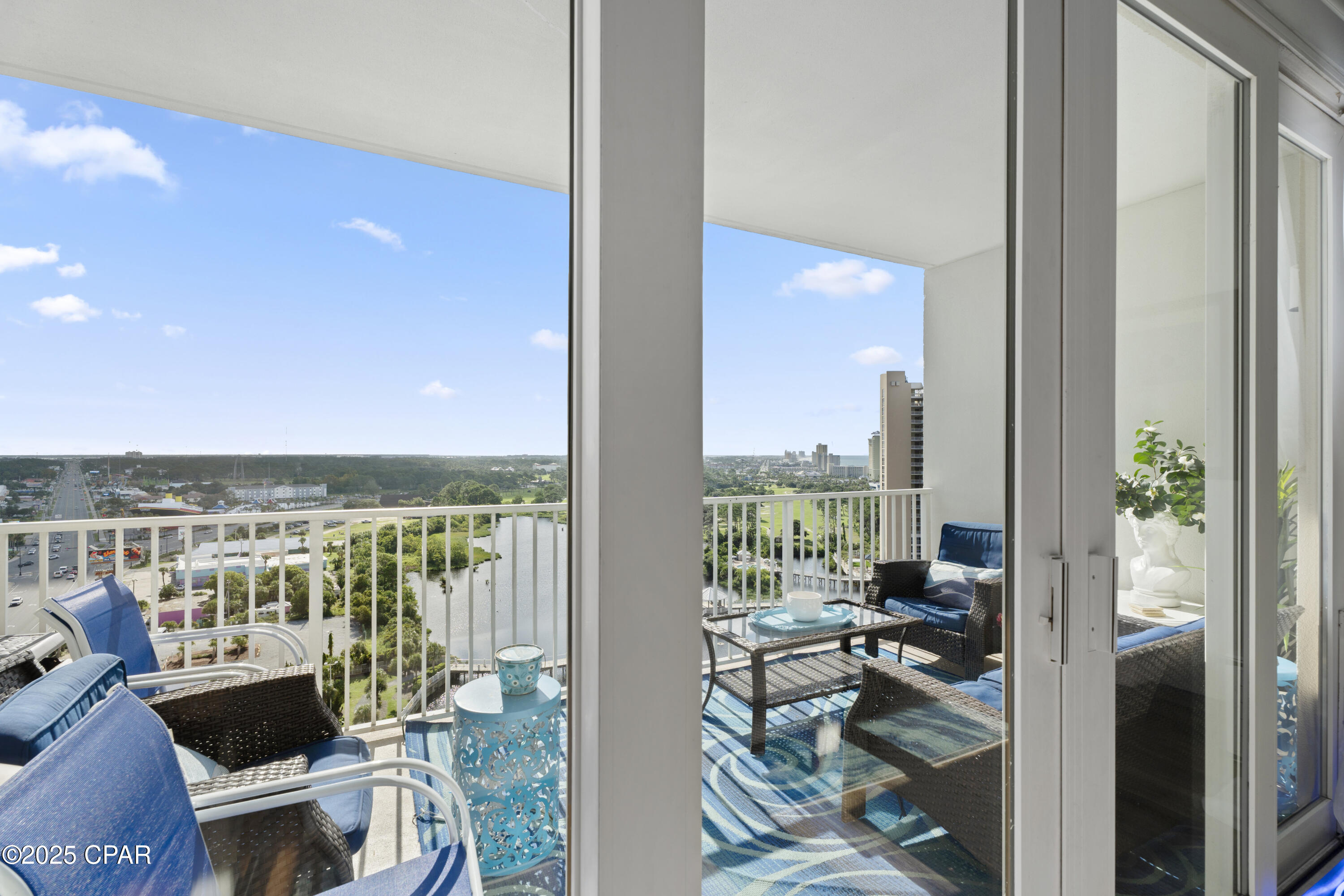 Laketown Wharf - Residential