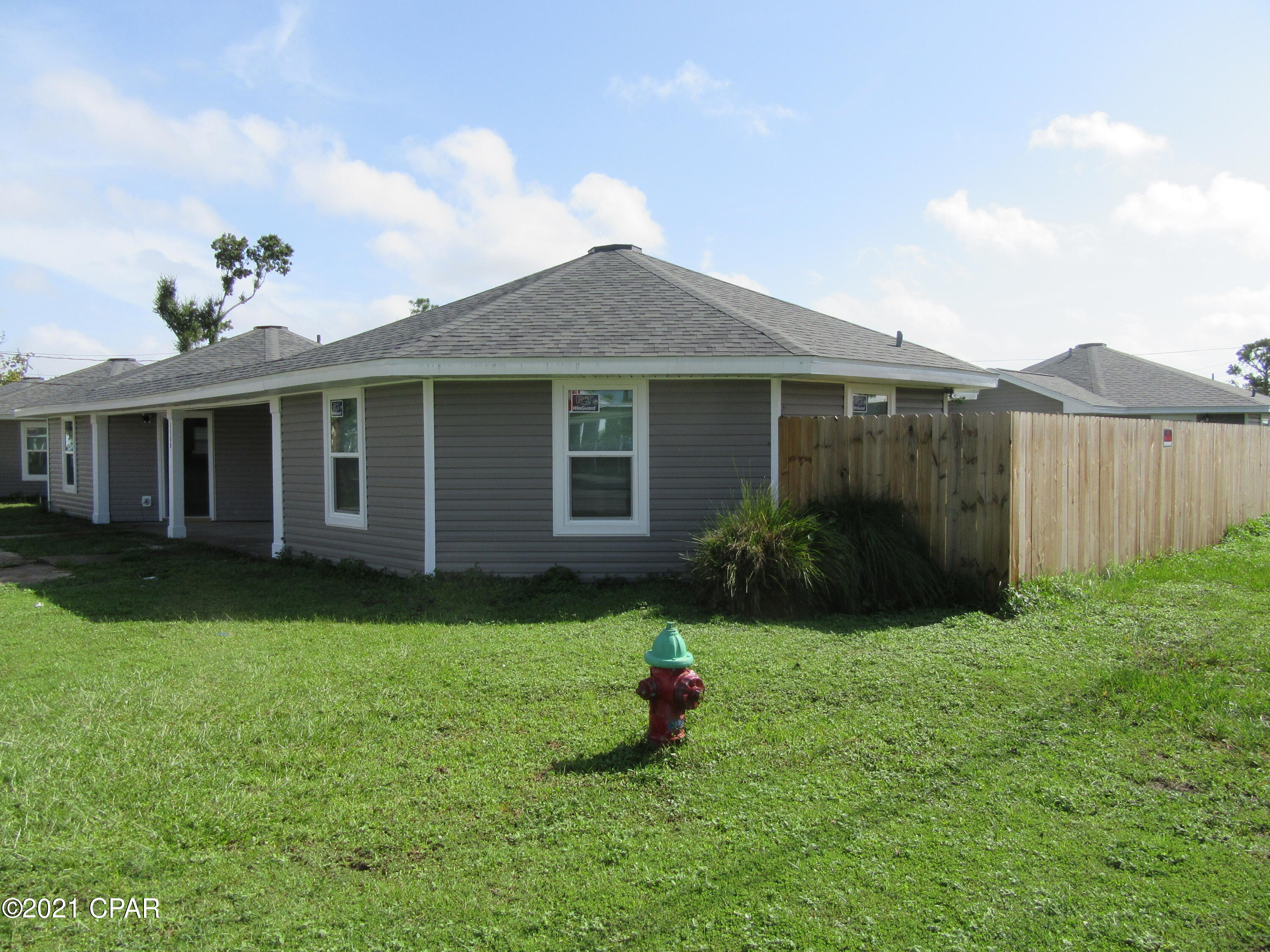 [No Recorded Subdiv] - Residential Lease