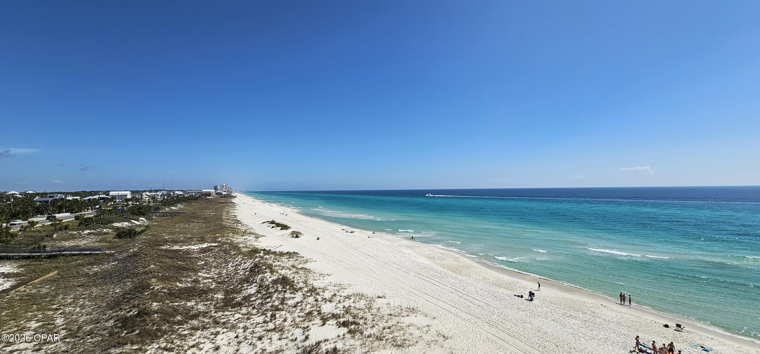 Fontainebleau Terrace - Residential