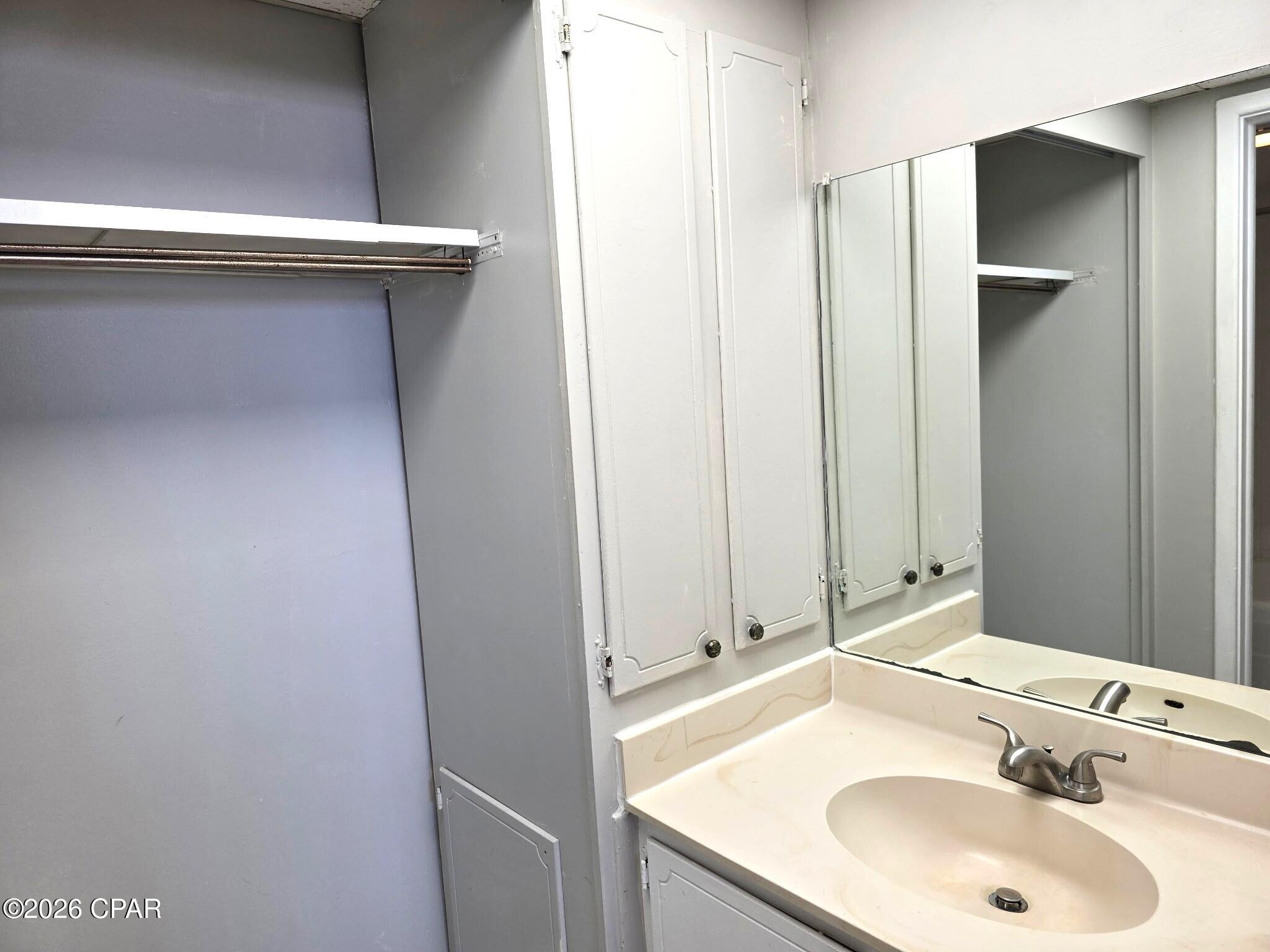 Fontainebleau Terrace - Residential