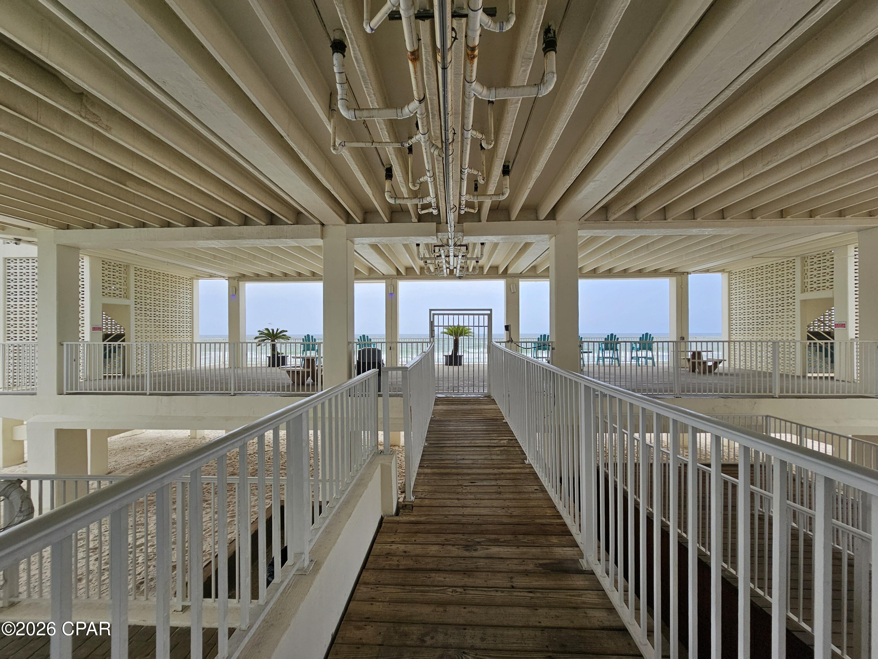 Fontainebleau Terrace - Residential