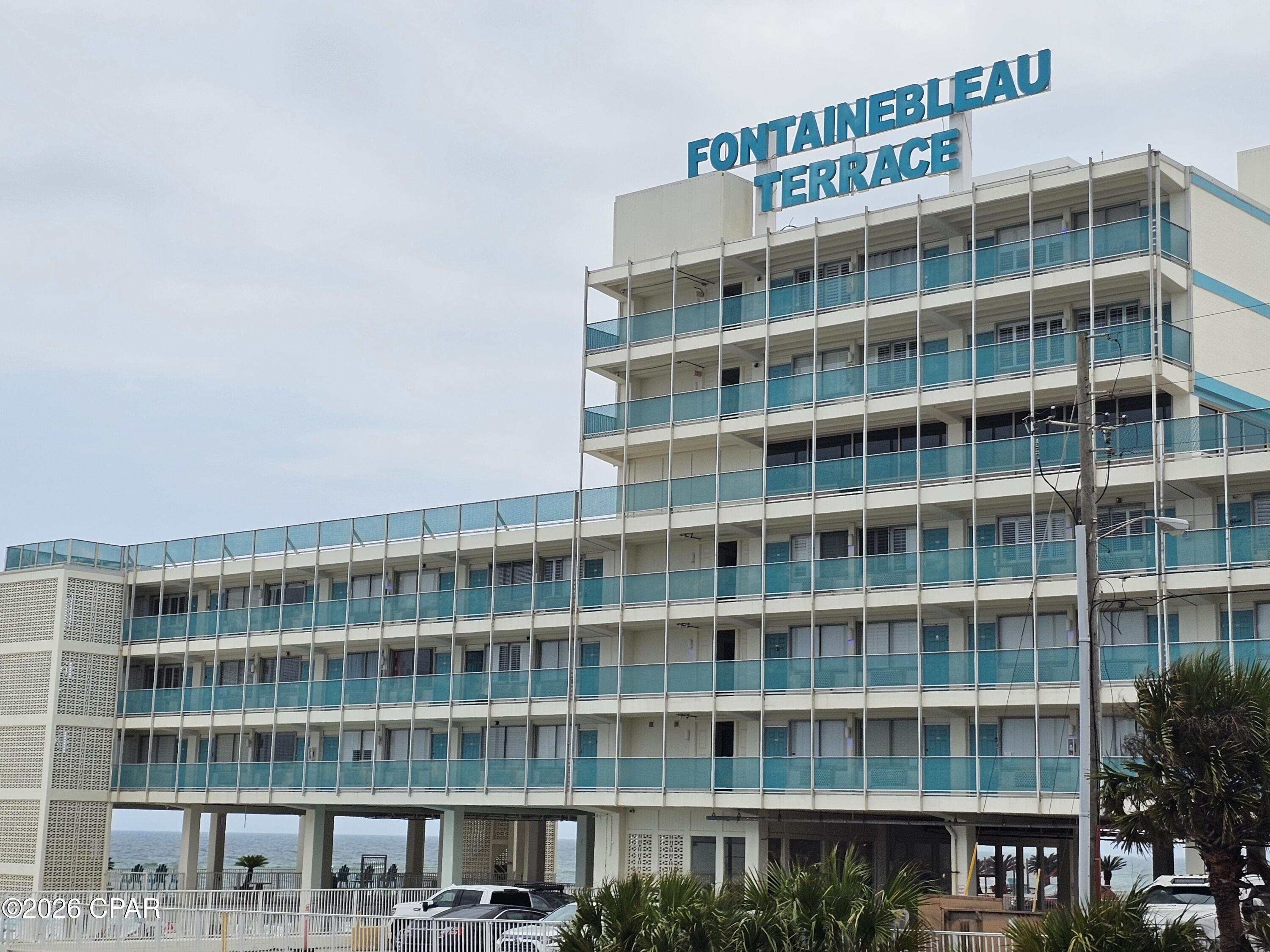 Fontainebleau Terrace - Residential