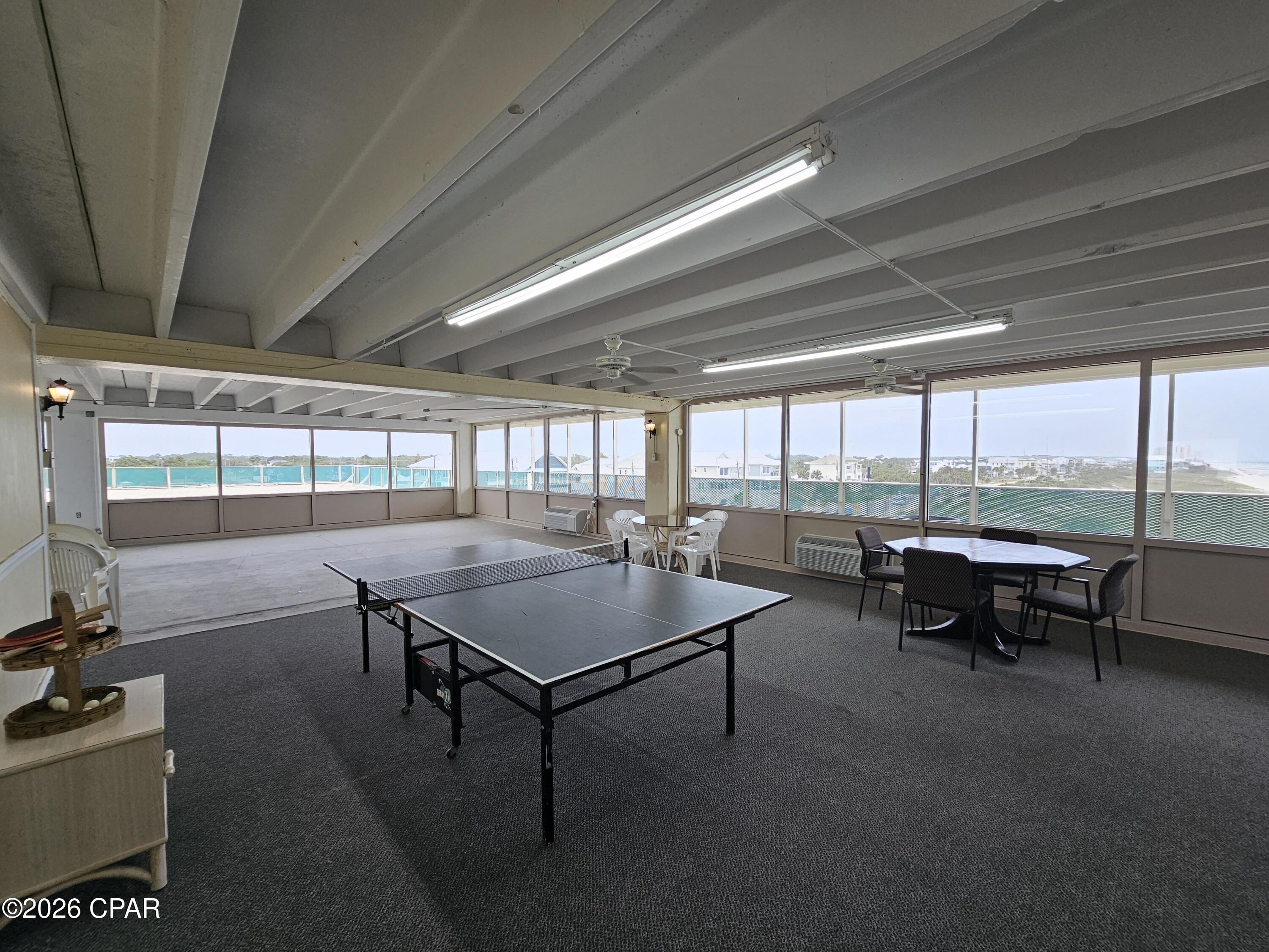 Fontainebleau Terrace - Residential