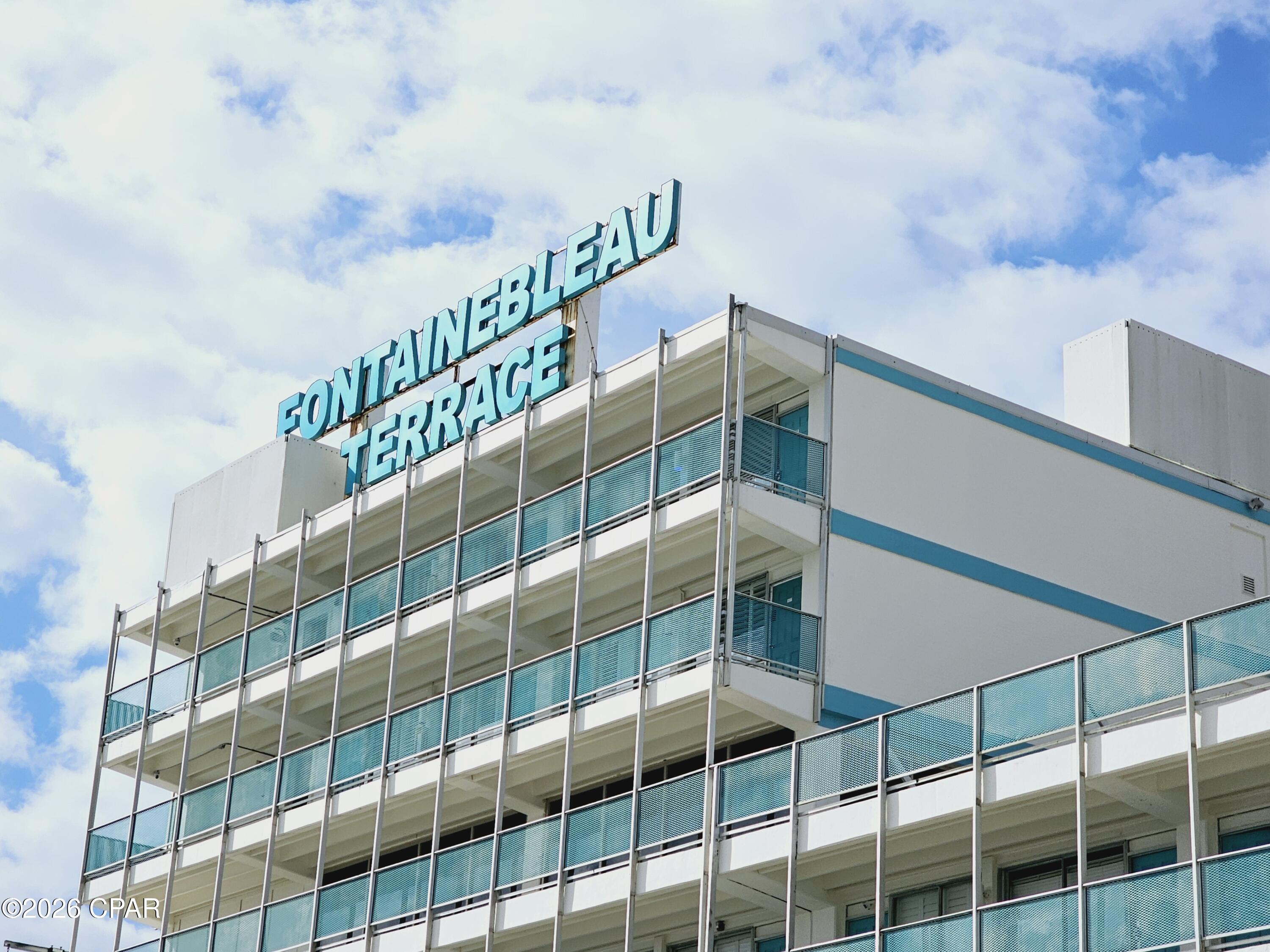 Fontainebleau Terrace - Residential