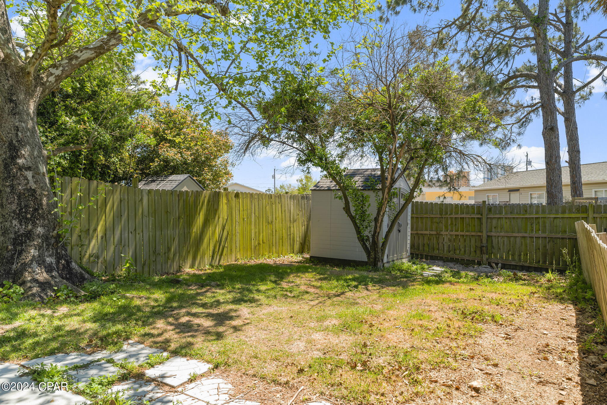 Biltmore Beach 1st Add - Residential