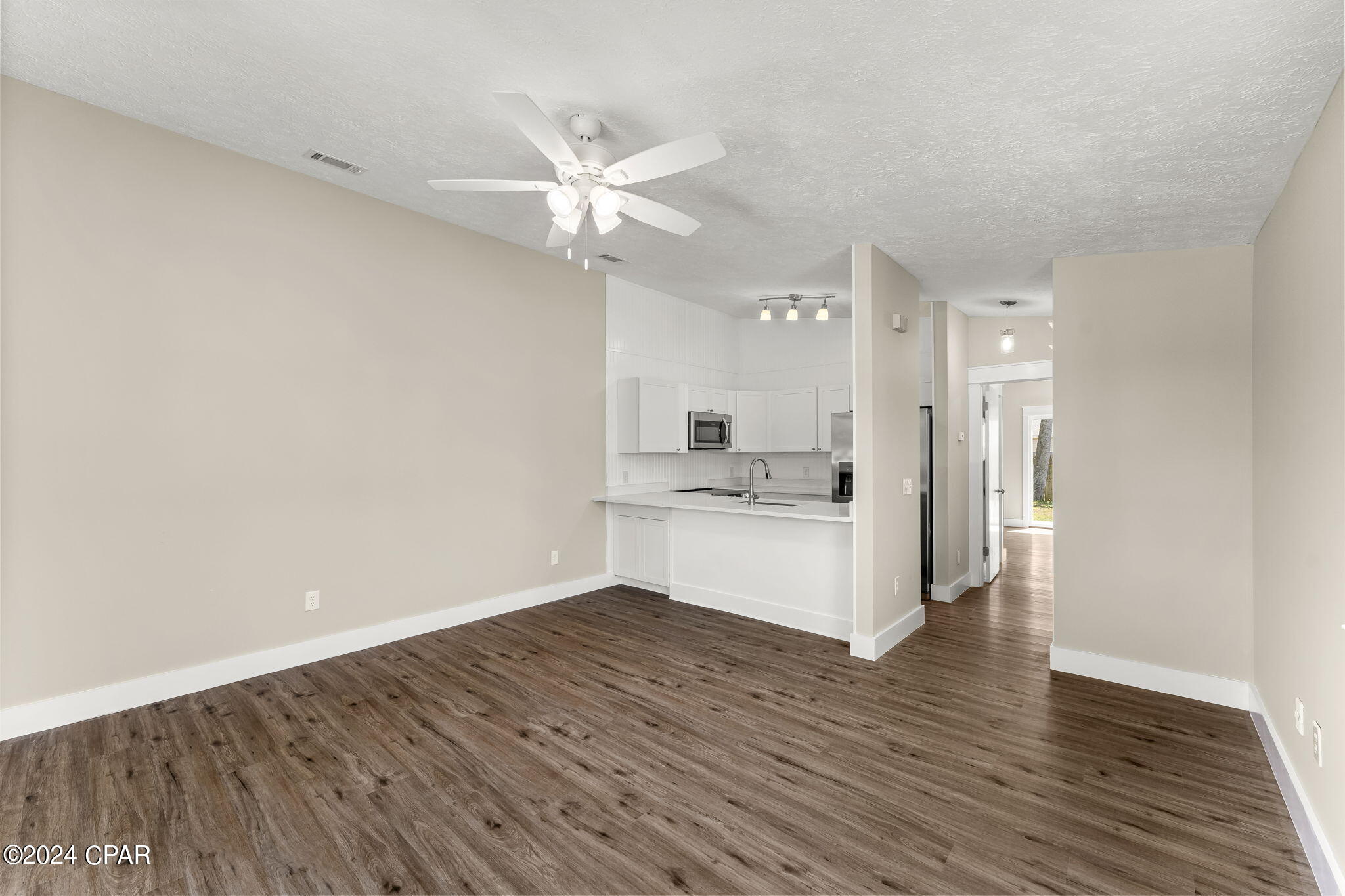 Biltmore Beach 1st Add - Residential