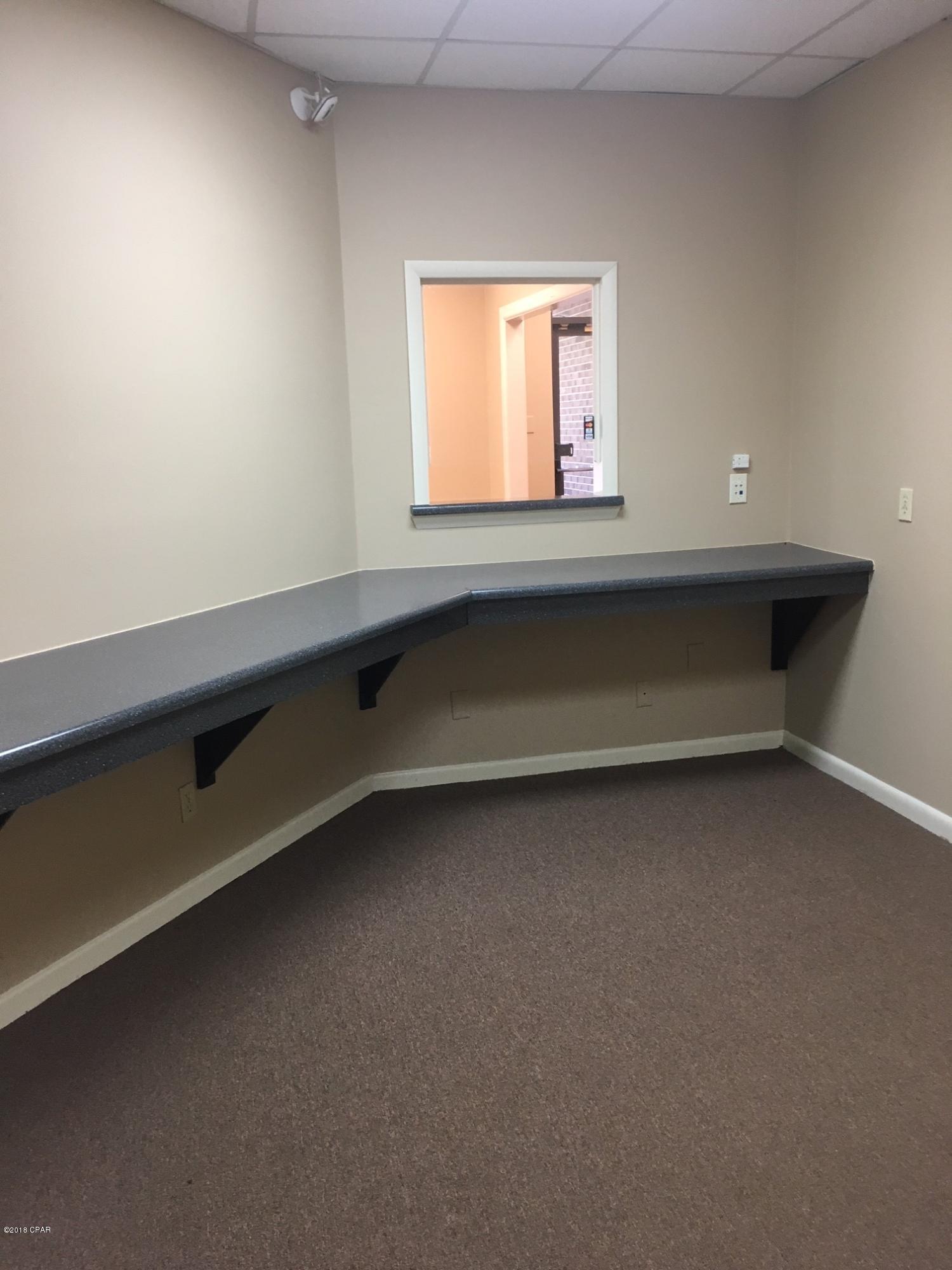 [No Recorded Subdiv] - Commercial Lease