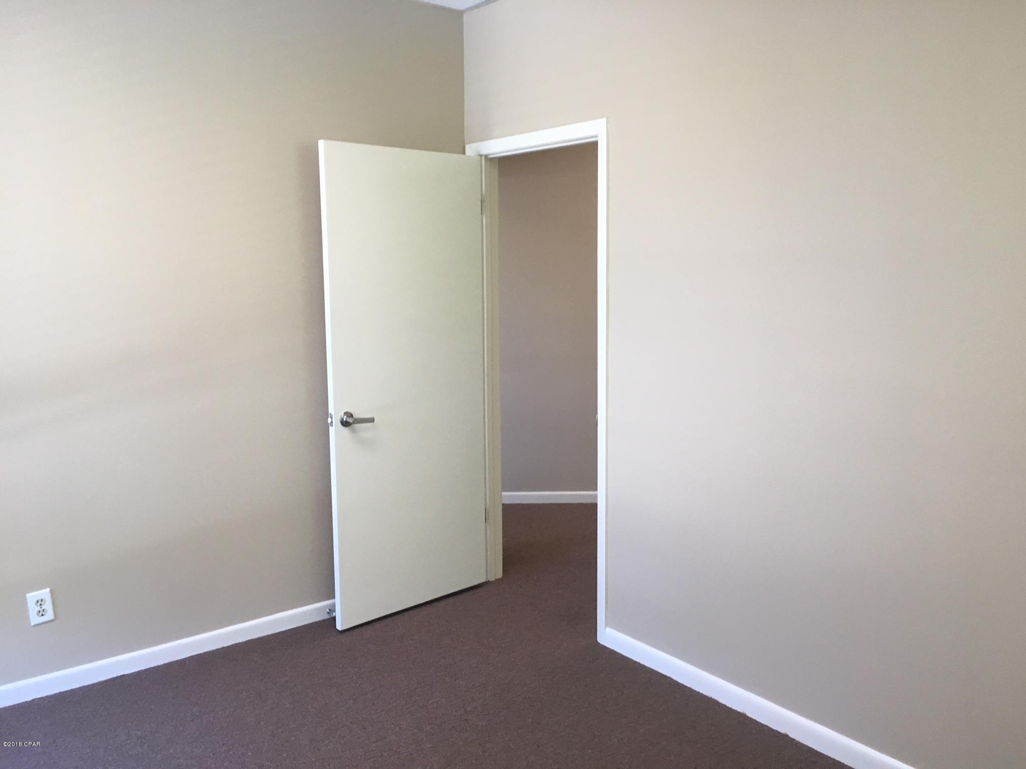 [No Recorded Subdiv] - Commercial Lease