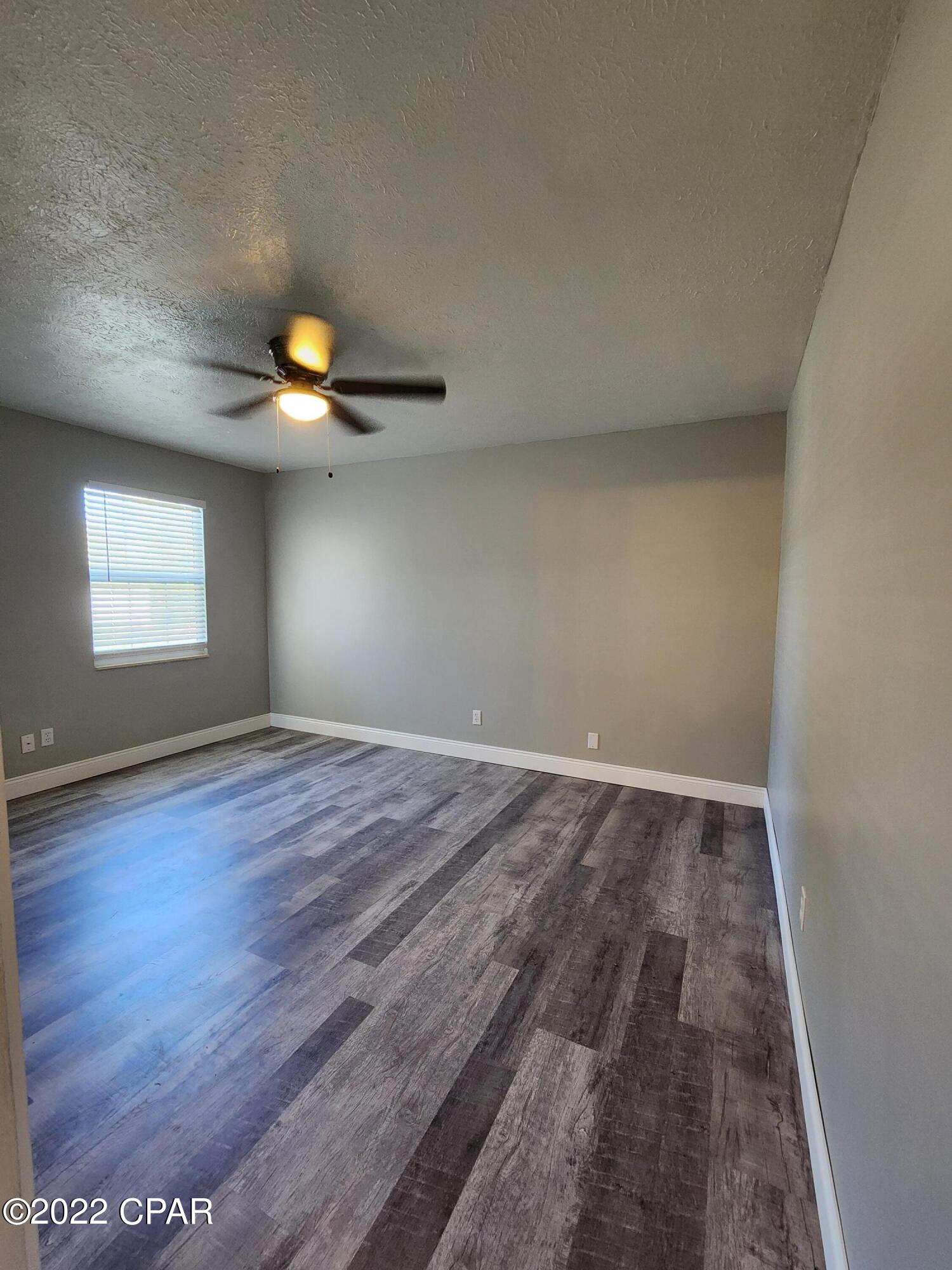 Belaire Estates U-4 - Residential Lease