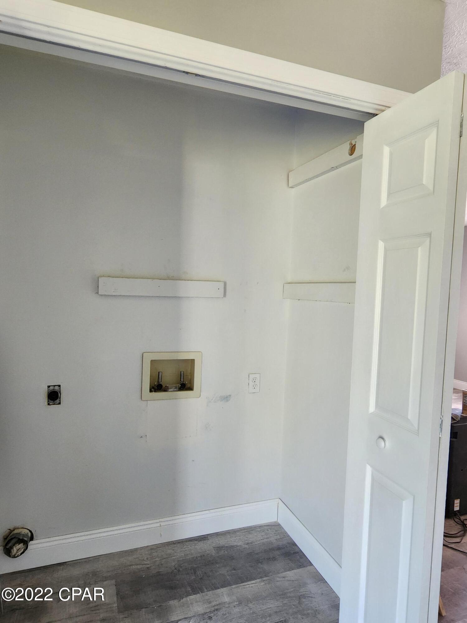 Belaire Estates U-4 - Residential Lease