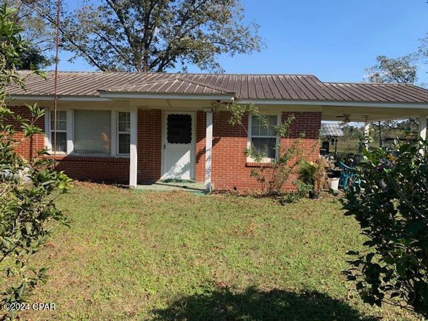 **BACK ON MARKET * through no fault of the property- Nice brick home on 5 acres in the country! There is an approx. 1,600 sf Barn, plenty of space for Barbeques, gardening, or just relaxing to the nice quiet sunsets. 
** All measurements are approximate and should be verified by buyers if important.
*** Property is Tenant Occupied at Present and 24 Notice is REQUIRED before showing. Please Call Listing Agent to Schedule.