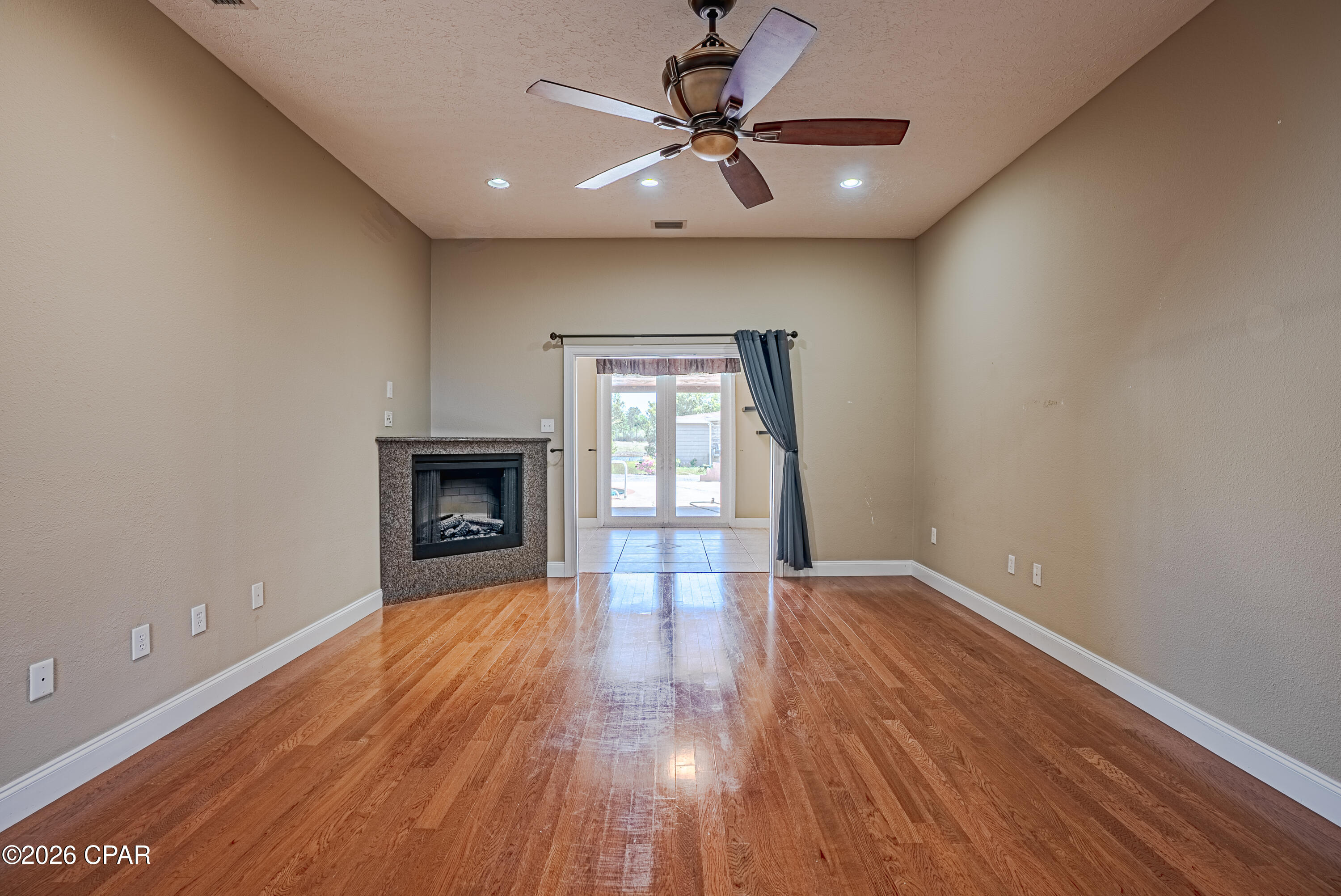 Kirkland Manor - Residential