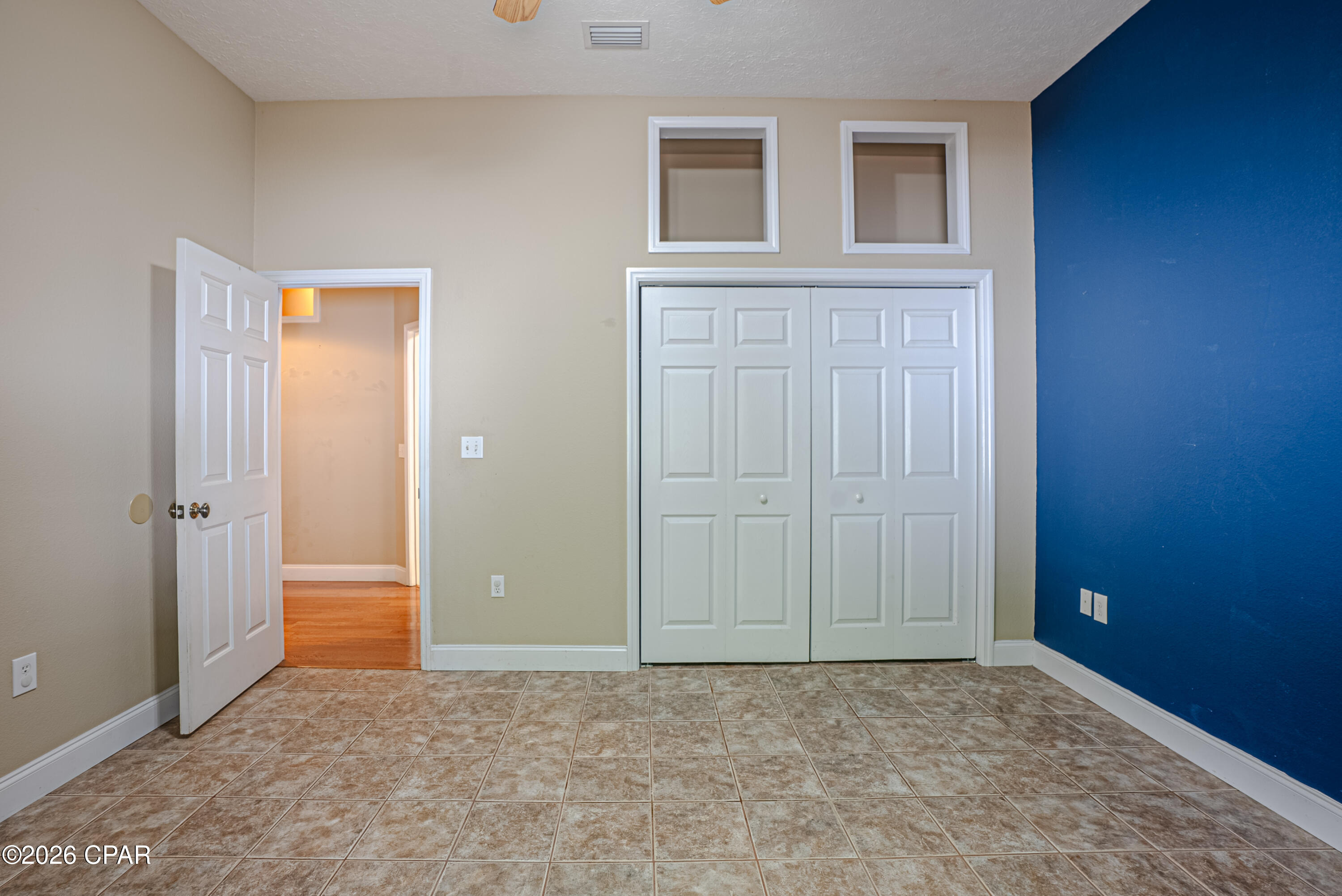 Kirkland Manor - Residential