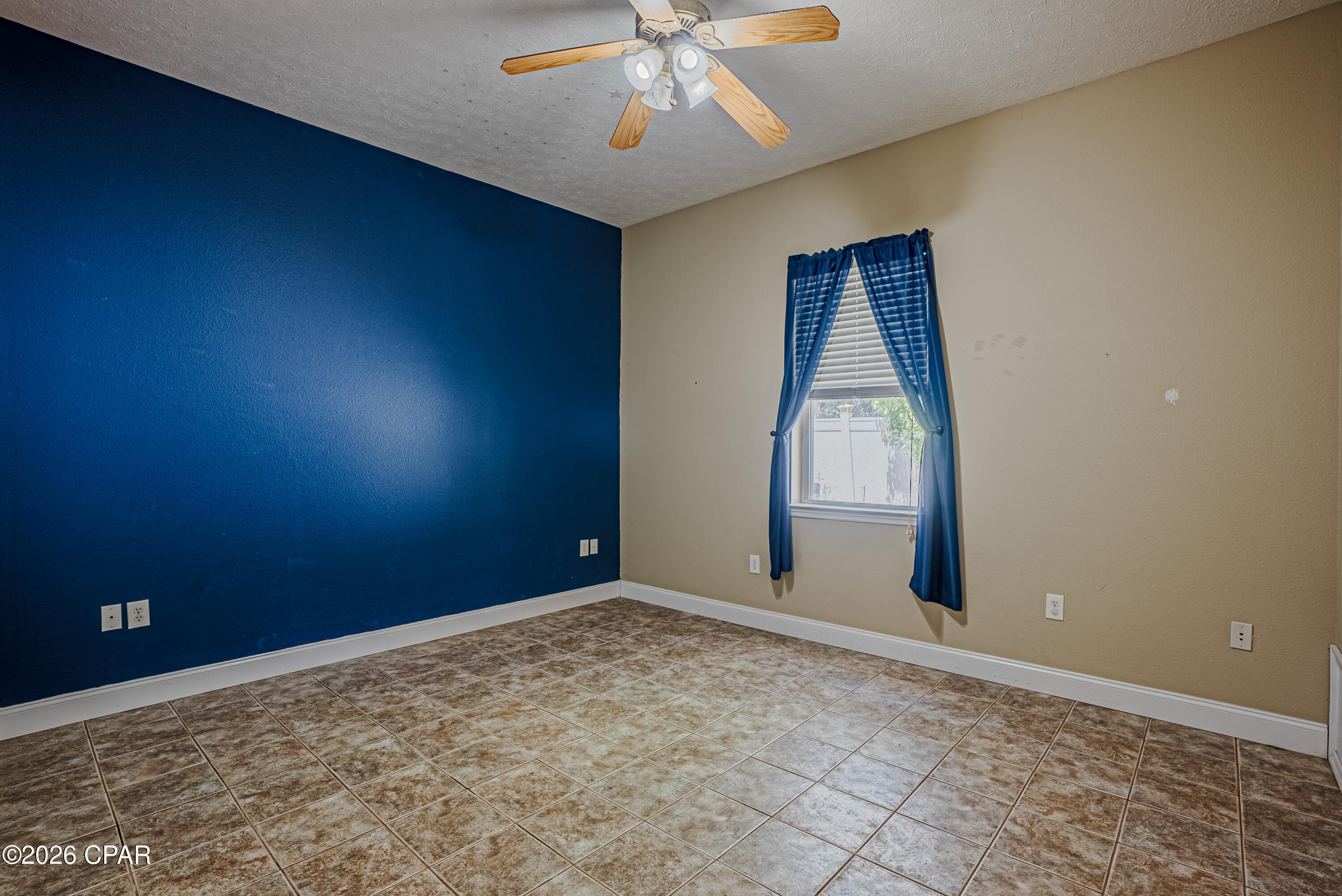 Kirkland Manor - Residential