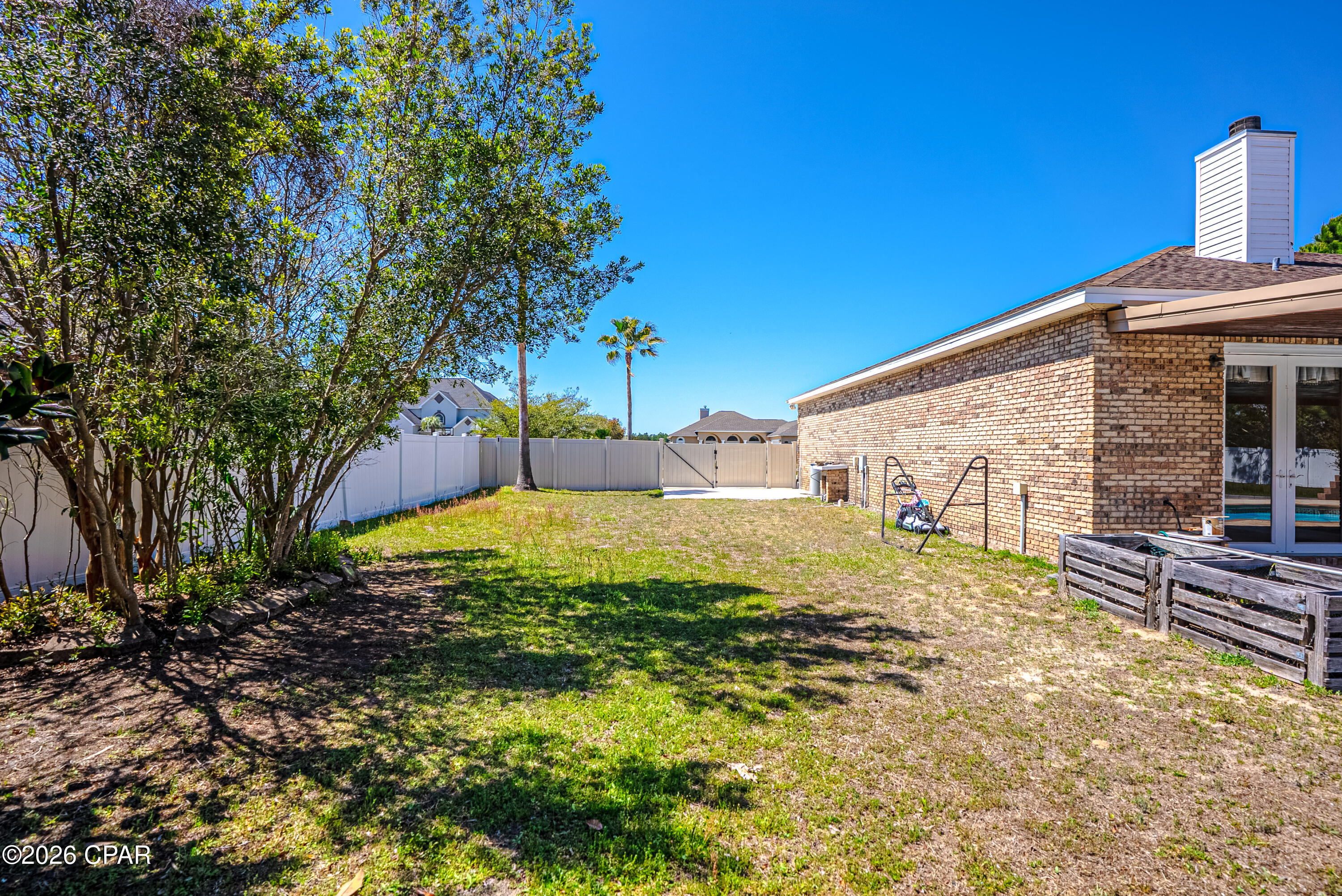 Kirkland Manor - Residential