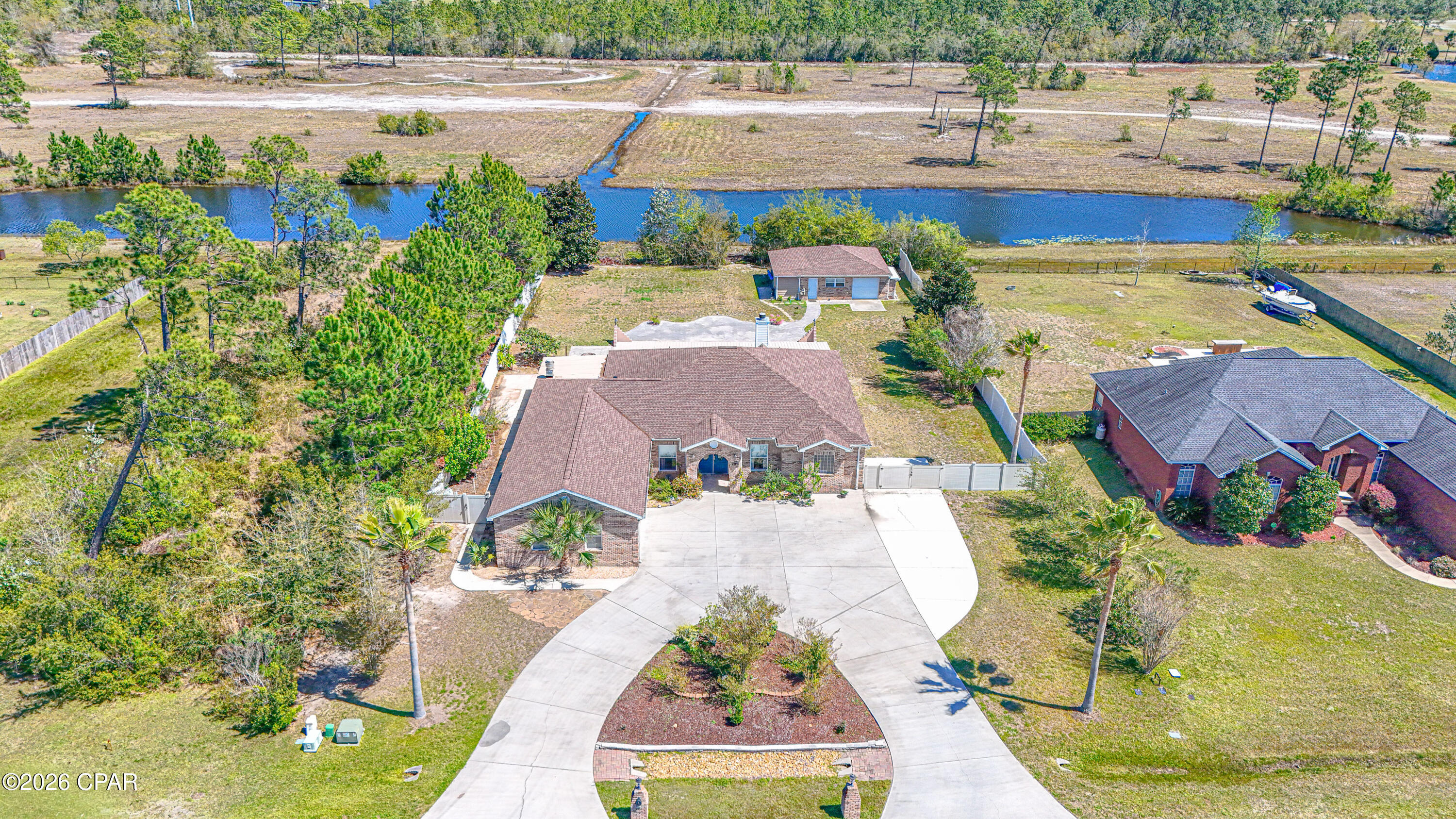 Kirkland Manor - Residential