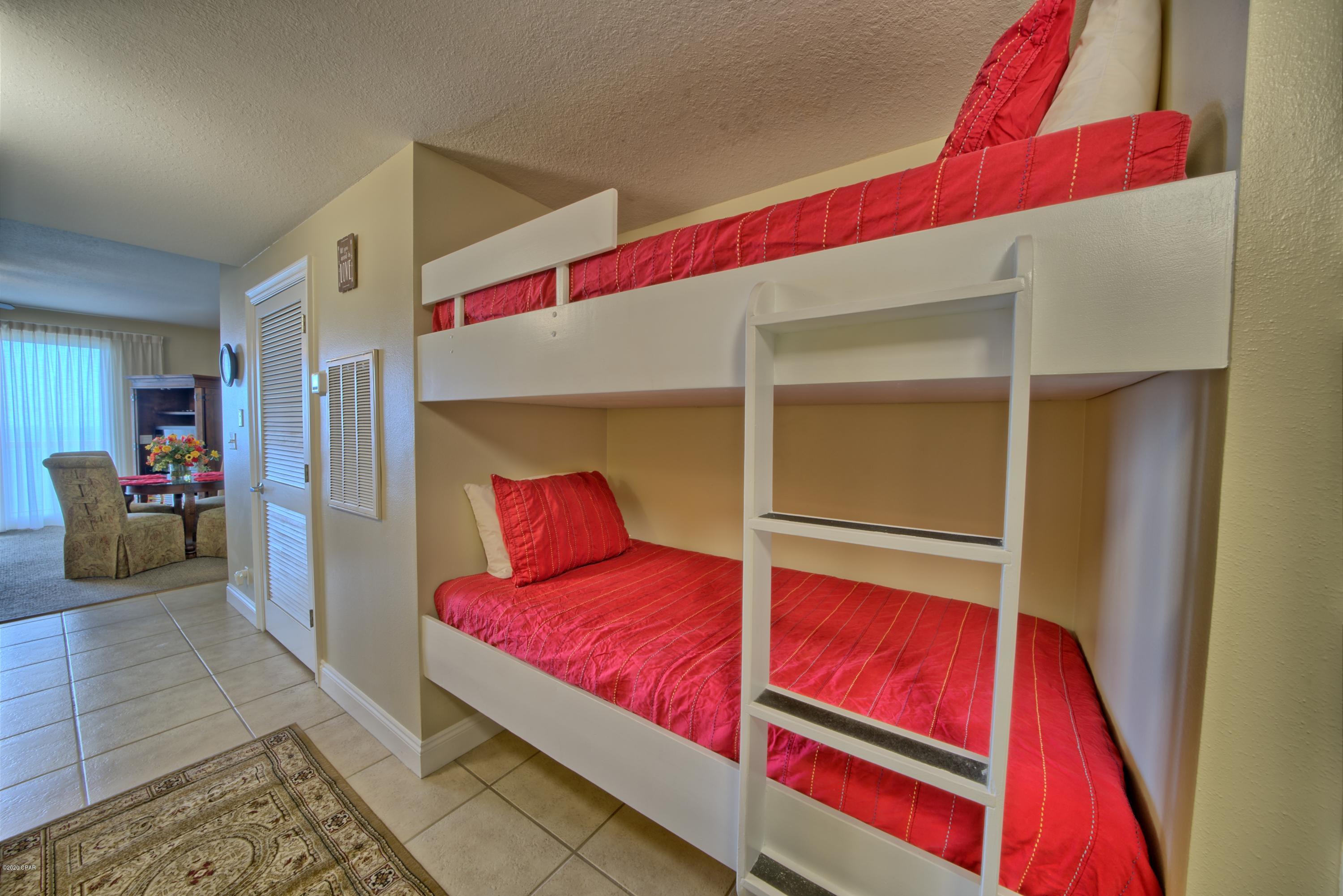 Calypso Towers II - Residential