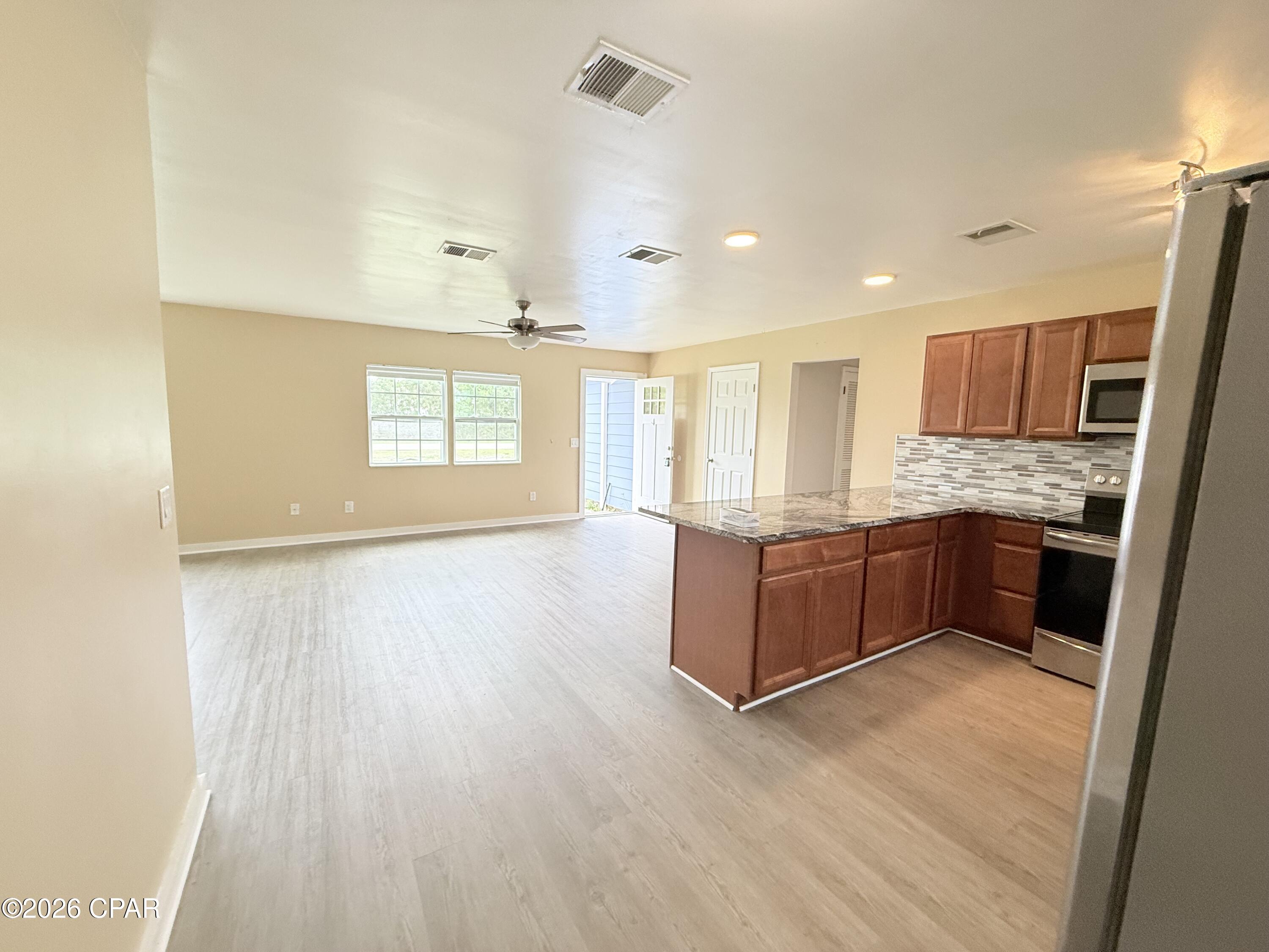 [No Recorded Subdiv] - Residential Lease