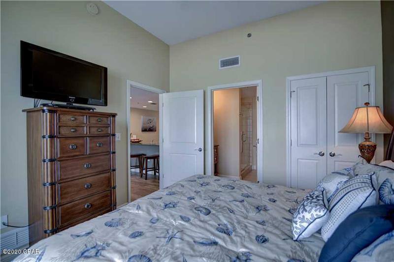 Sterling Breeze - Residential