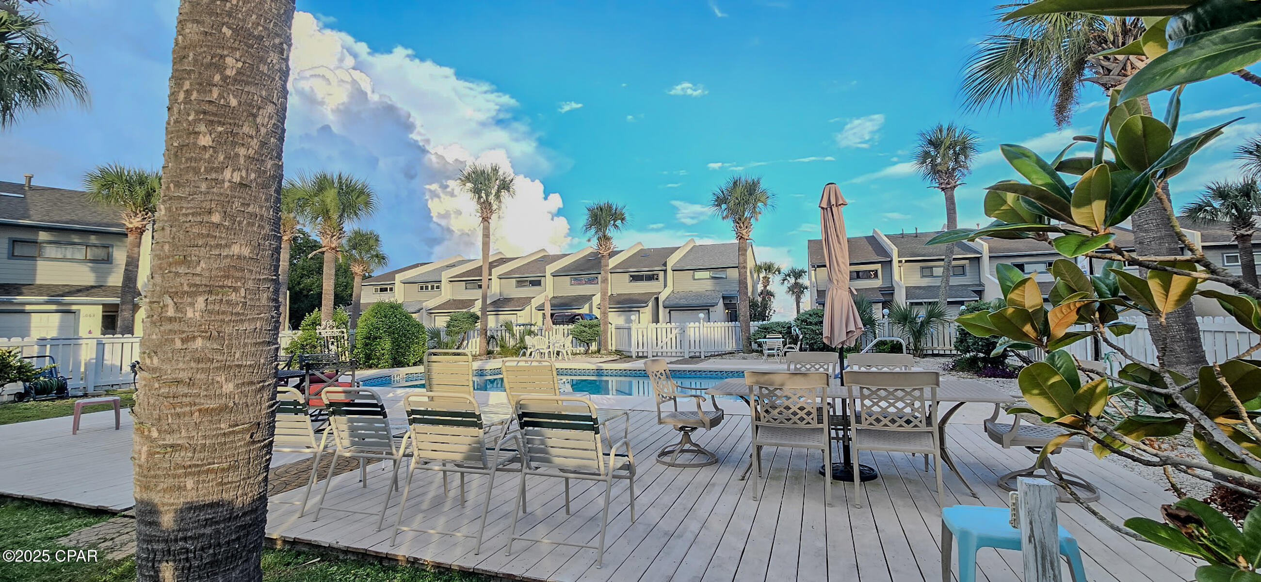 Sunbay Townhouses - Residential