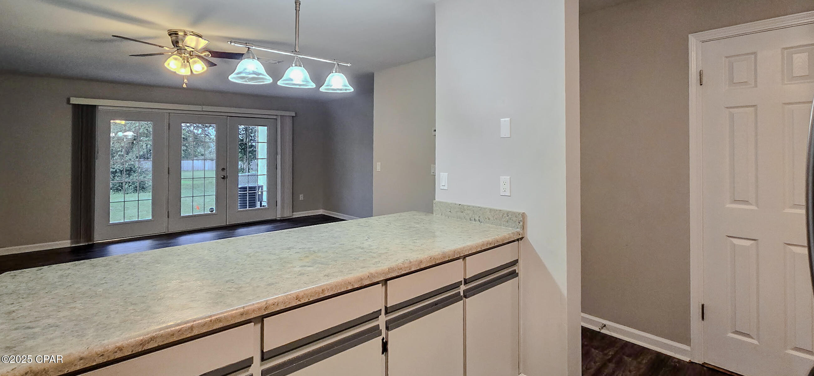 Sunbay Townhouses - Residential