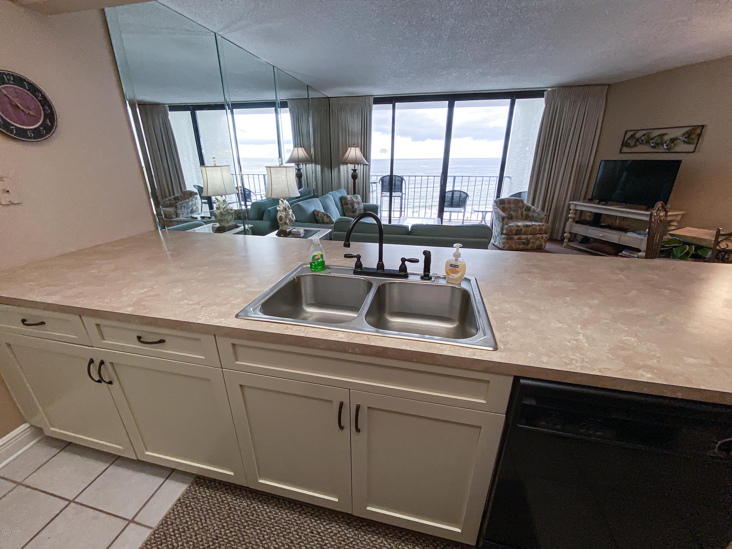 Edgewater Tower III - Residential