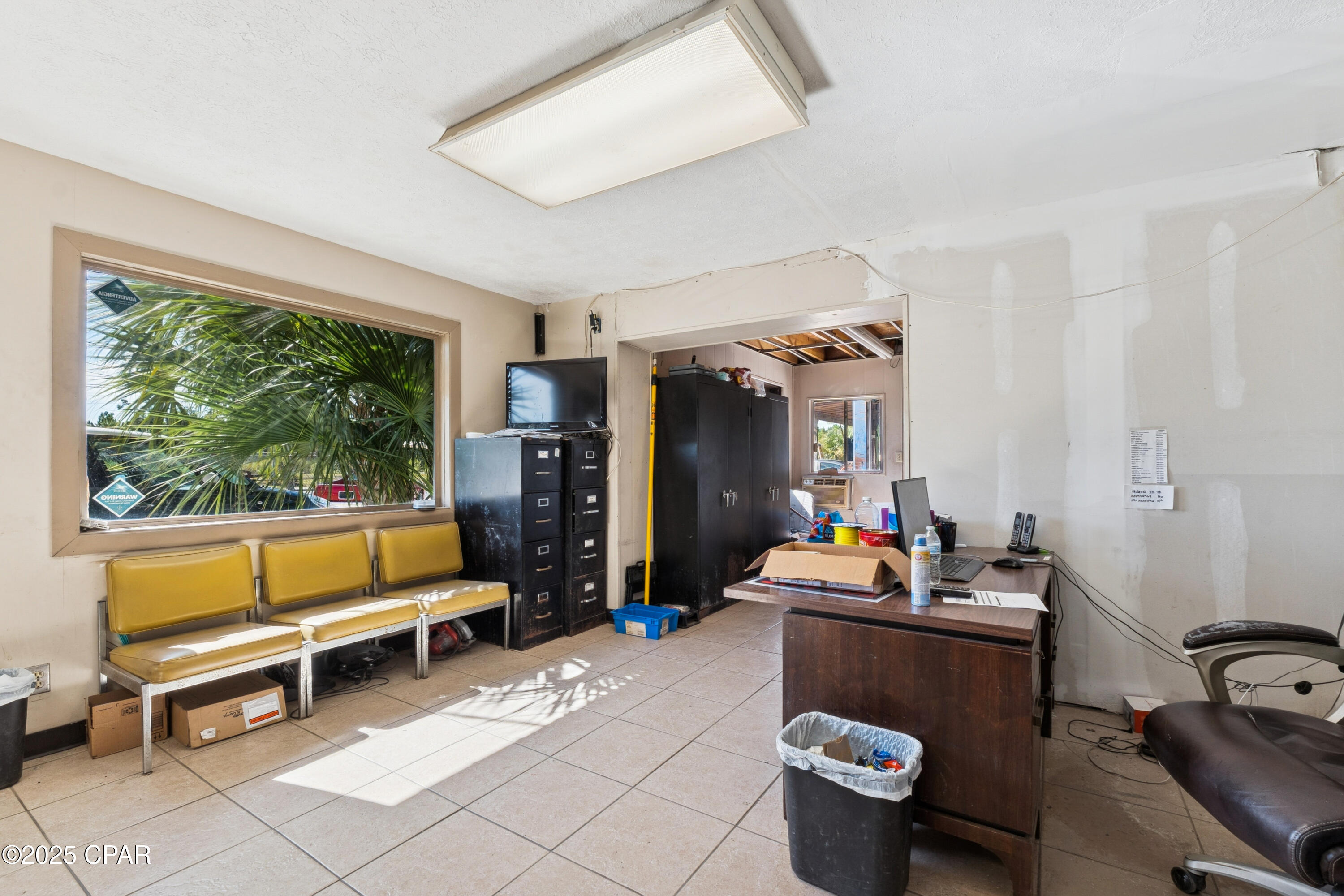 [No Recorded Subdiv] - Commercial Sale