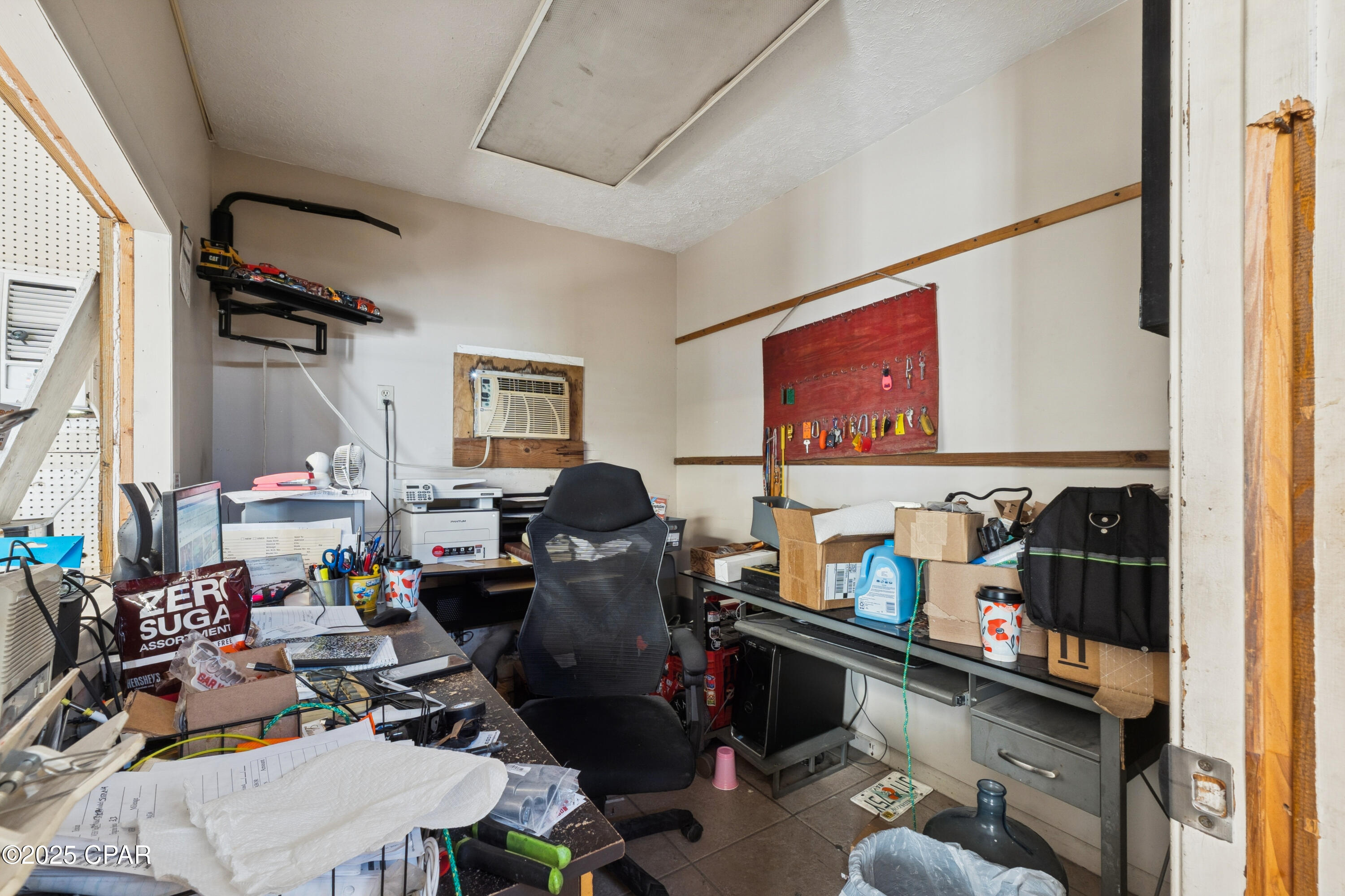 [No Recorded Subdiv] - Commercial Sale