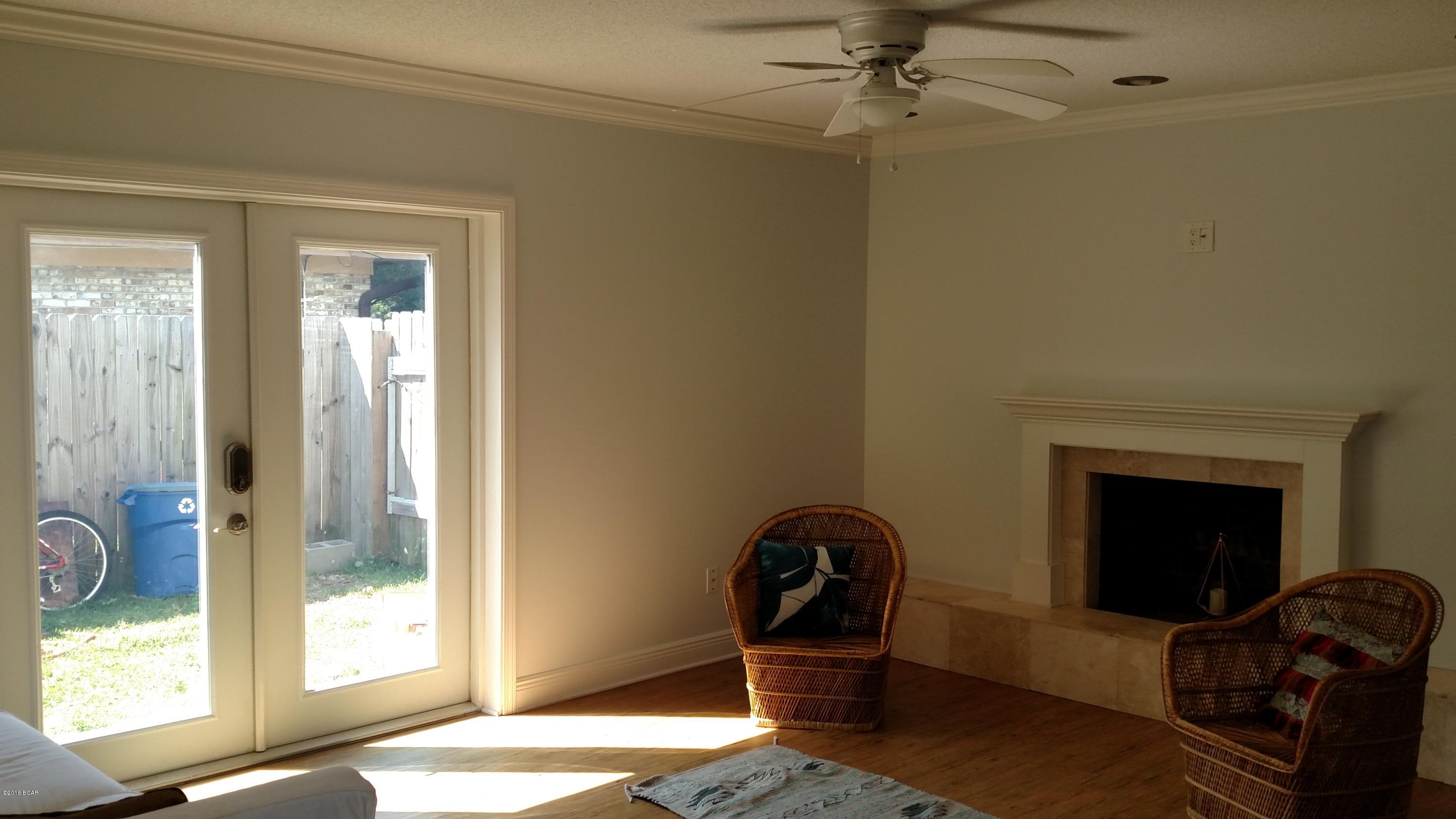 Bay Park Manor Revised C&I - Residential Lease