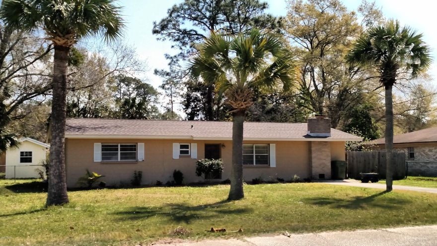 Nicely updated and open 2 bedroom home with fantastic views of North Bay. Back yard is fenced with a 12'-wide gate perfect for keeping your boat, which you can quickly and easily launch across the street at the boat ramp at Wayside Park. Come inside and see the large living and dining area that is open to the kitchen, which has granite breakfast bar and countertops, custom cabinets, and undermount sink with disposal. Stainless steel fridge, dishwasher and stove/oven included. Master bedroom boasts bay views and a completely updated ensuite bathroom with travertine walk in shower with bench. Home has a good sized laundry room with front-loading washer and dryer, sink, cabinets and lots of counter space. Dogs welcomed with approval and pet fee. Storage shed with additional shelter included.