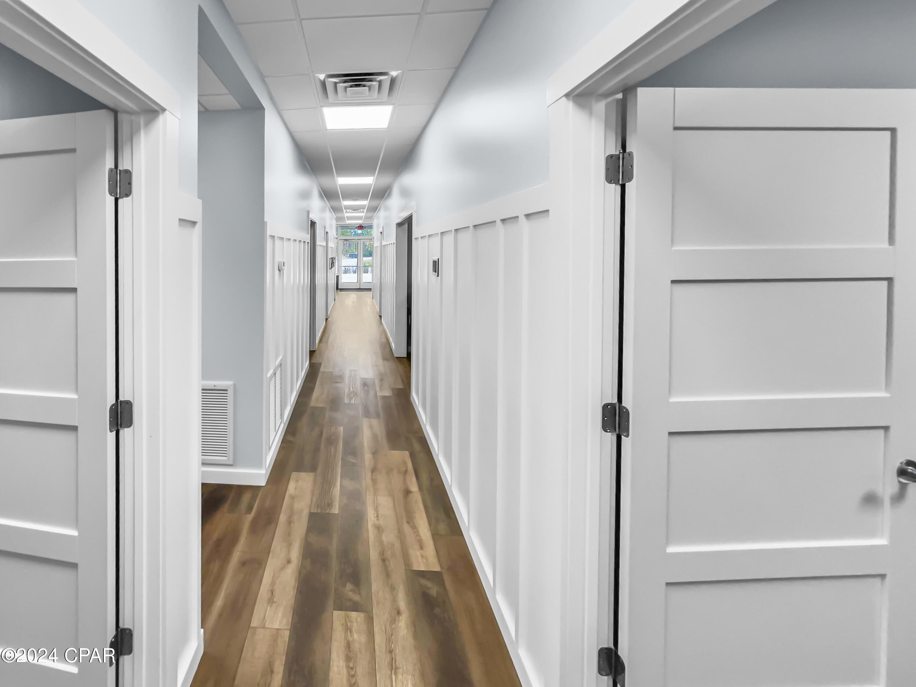 Beach Commerce Park - Commercial Sale