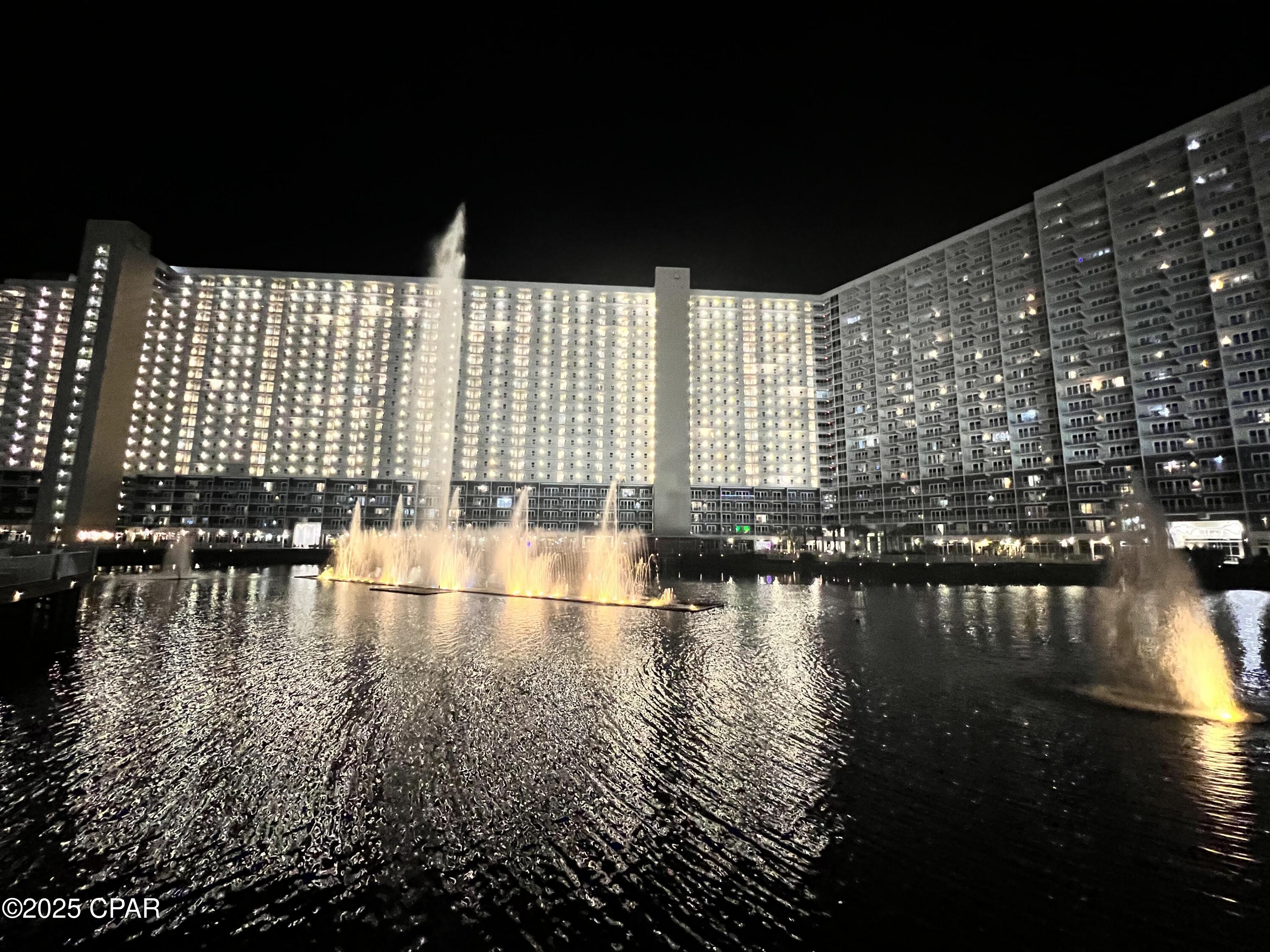 Laketown Wharf - Residential