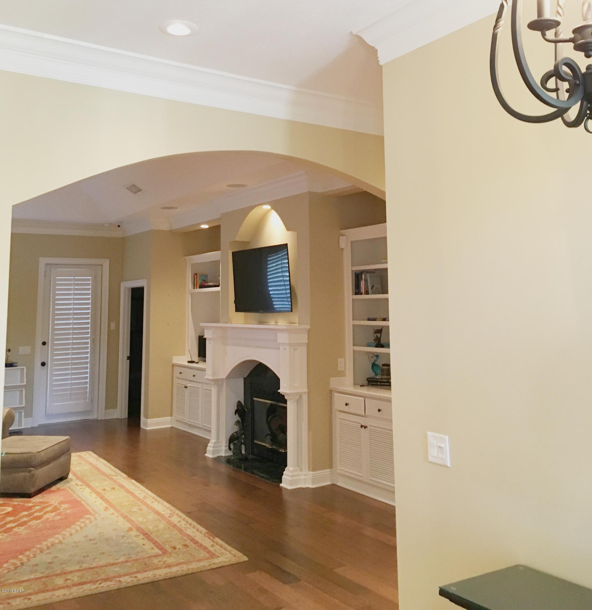 Queensberry Ltd At Bay Point - Residential