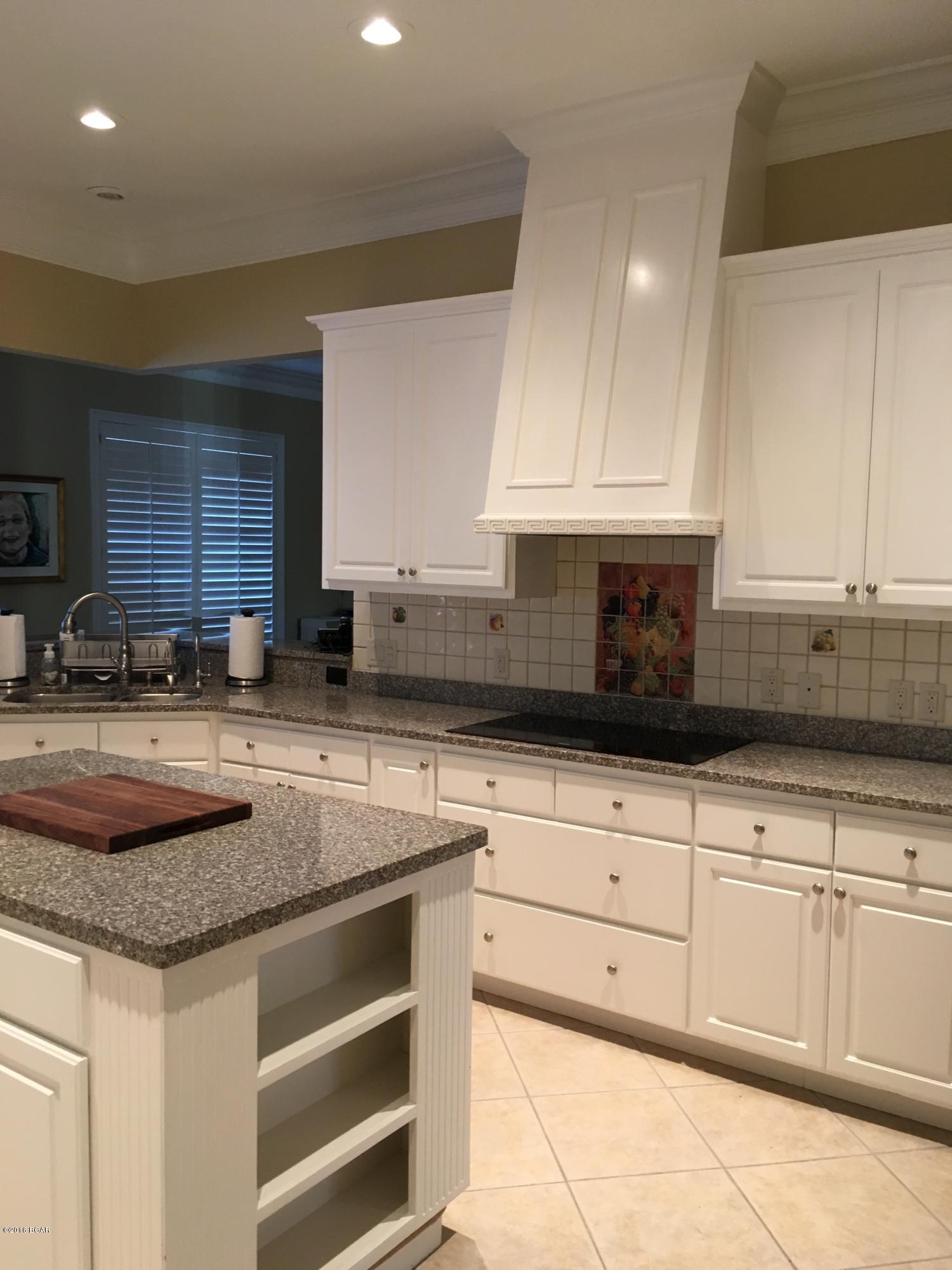 Queensberry Ltd At Bay Point - Residential