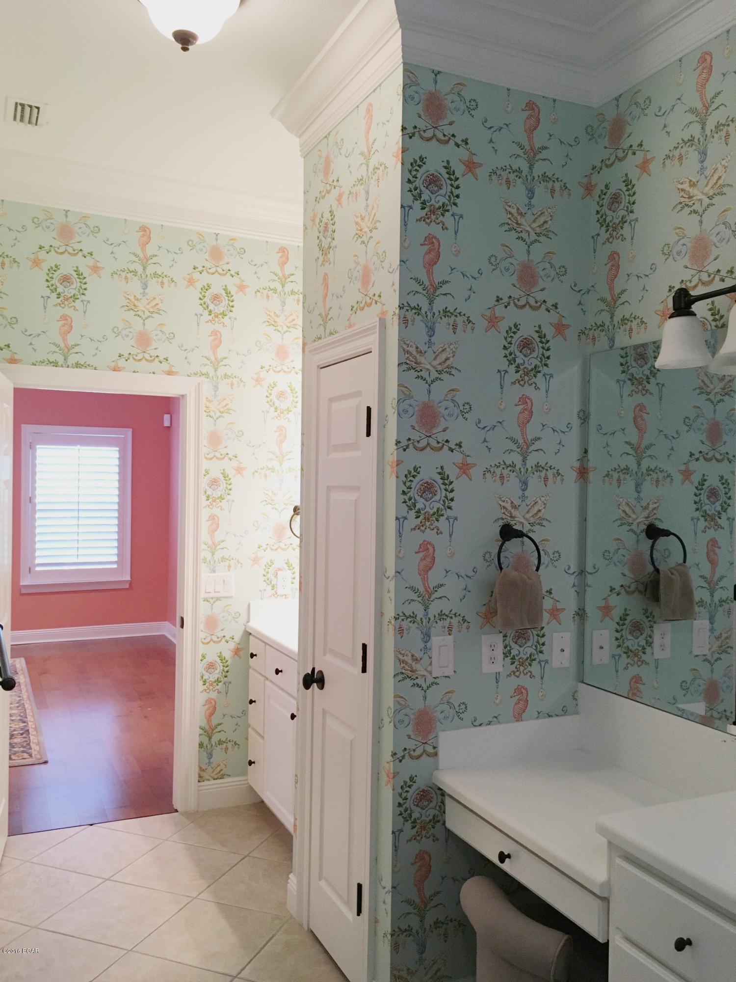 Queensberry Ltd At Bay Point - Residential