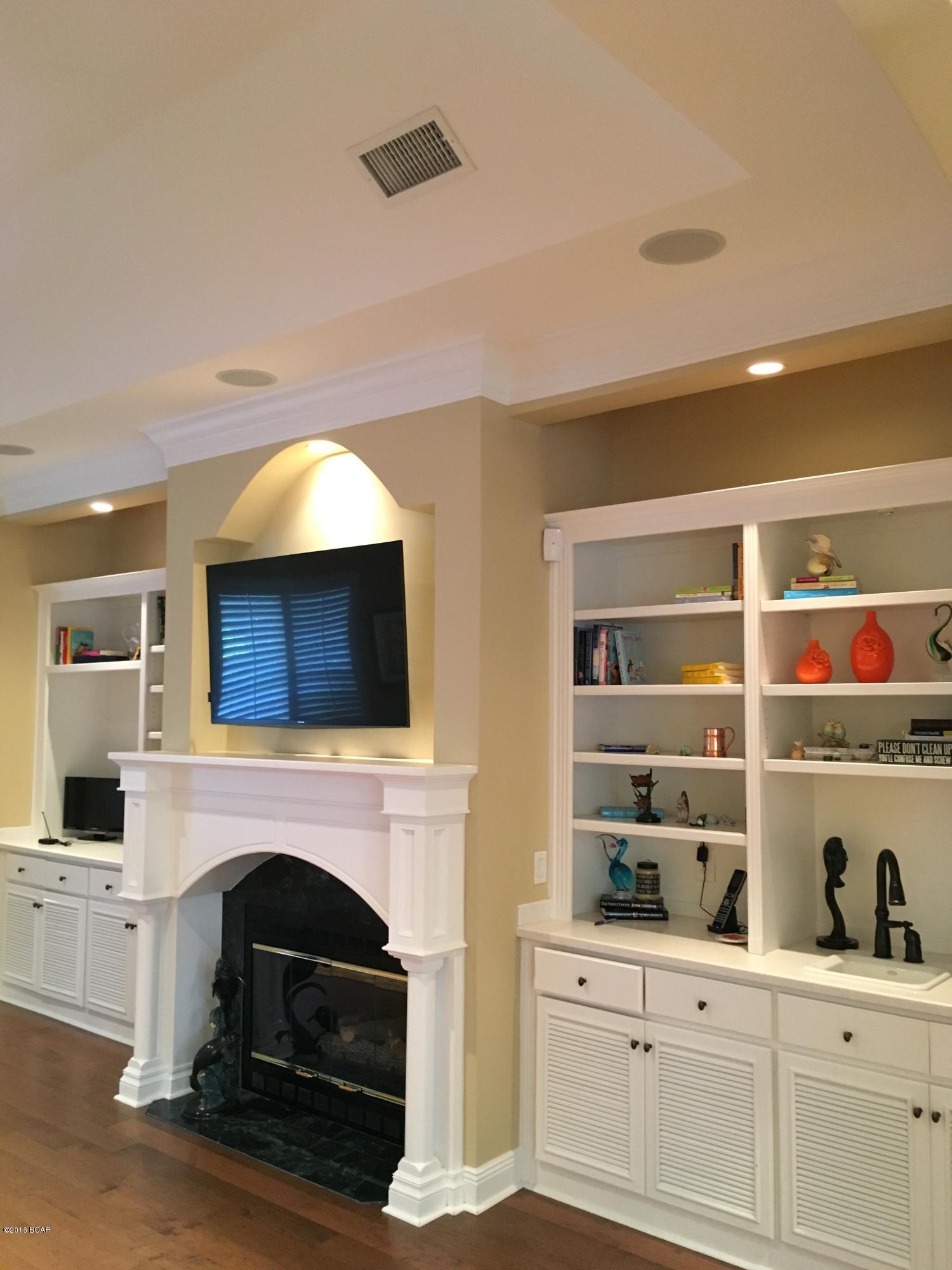 Queensberry Ltd At Bay Point - Residential