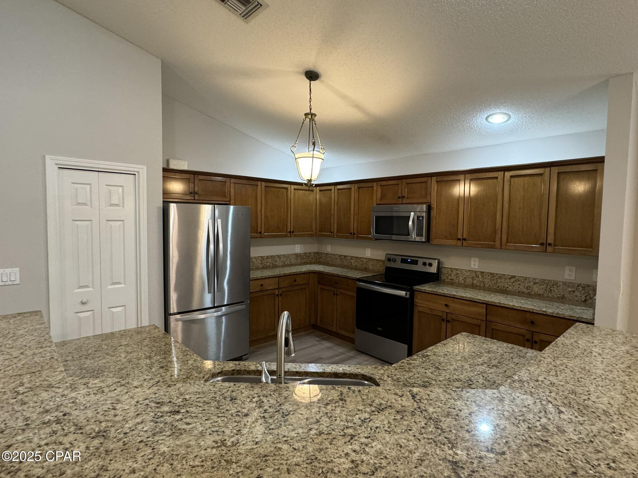 Palmetto Trace - Residential Lease