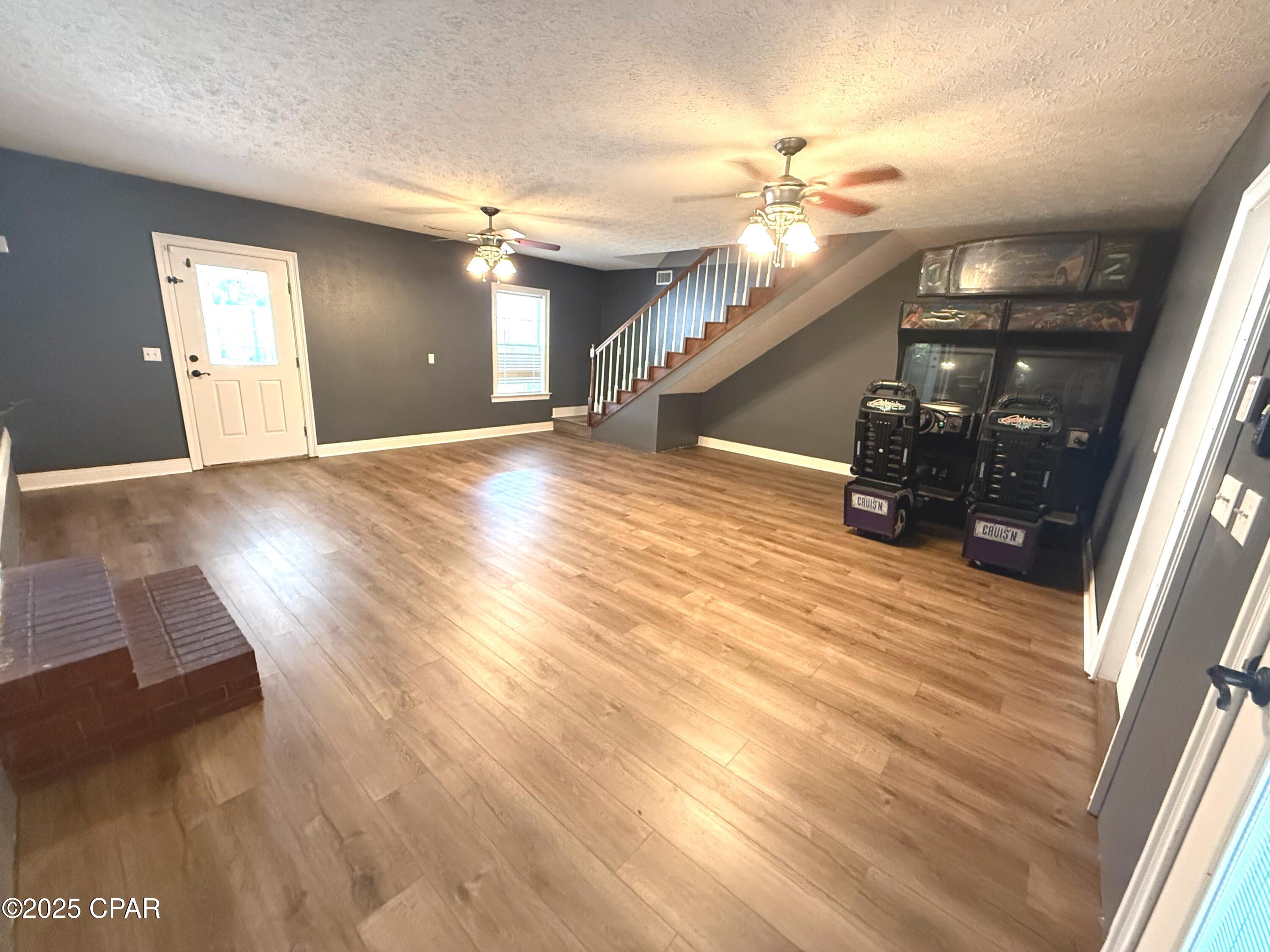 [No Recorded Subdiv] - Residential Lease