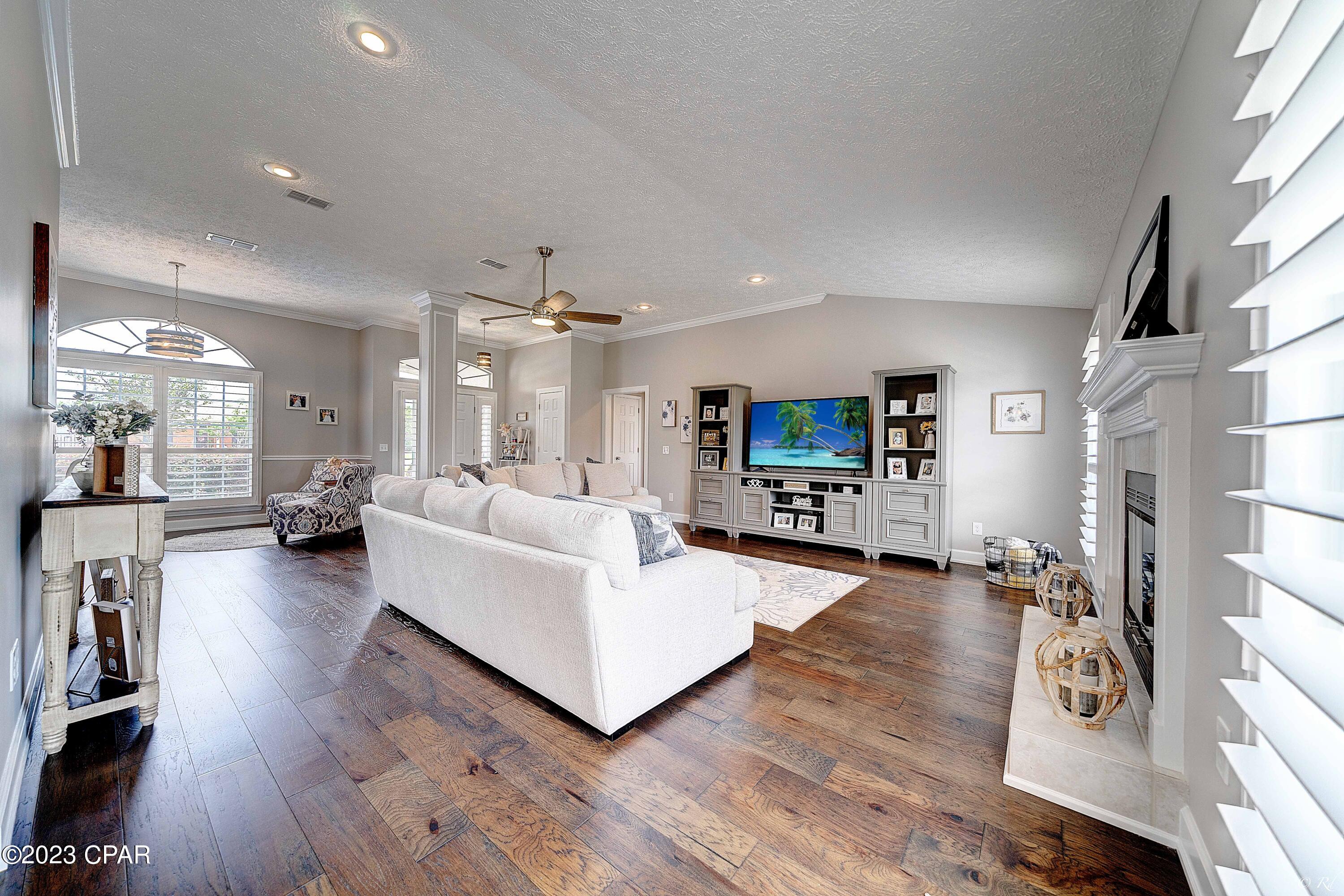 Mowat Highlands Ph IV - Residential