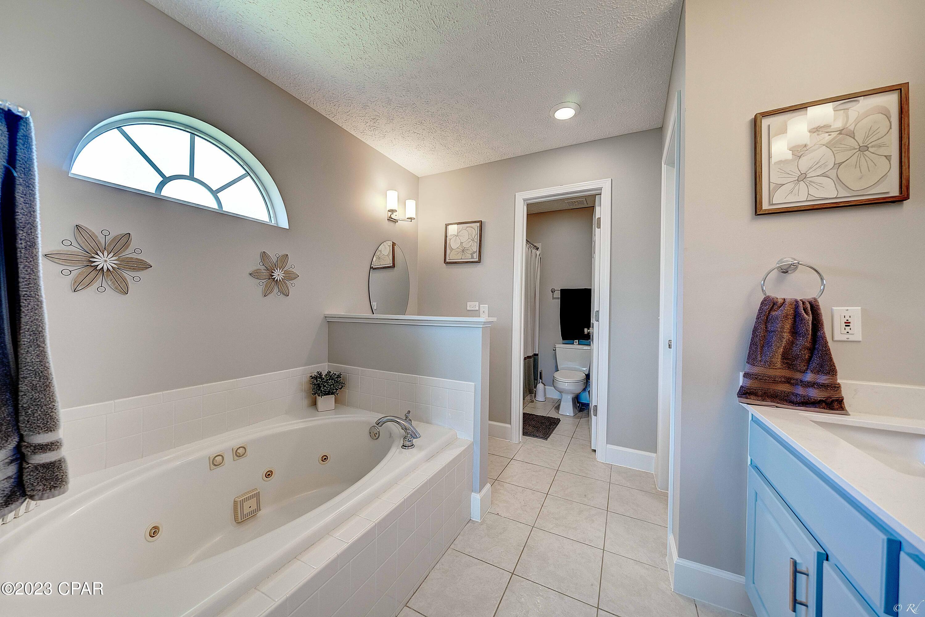 Mowat Highlands Ph IV - Residential