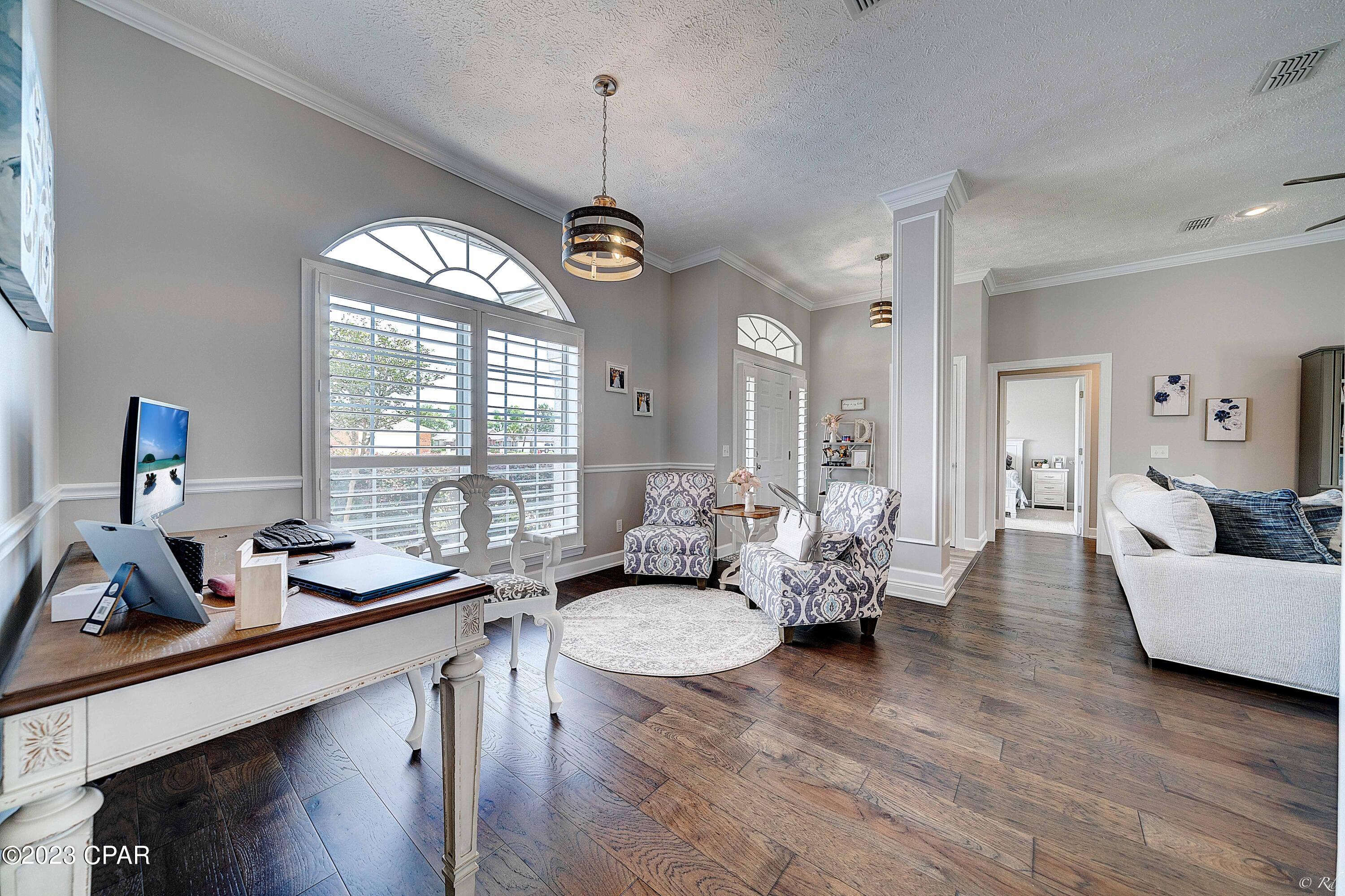 Mowat Highlands Ph IV - Residential